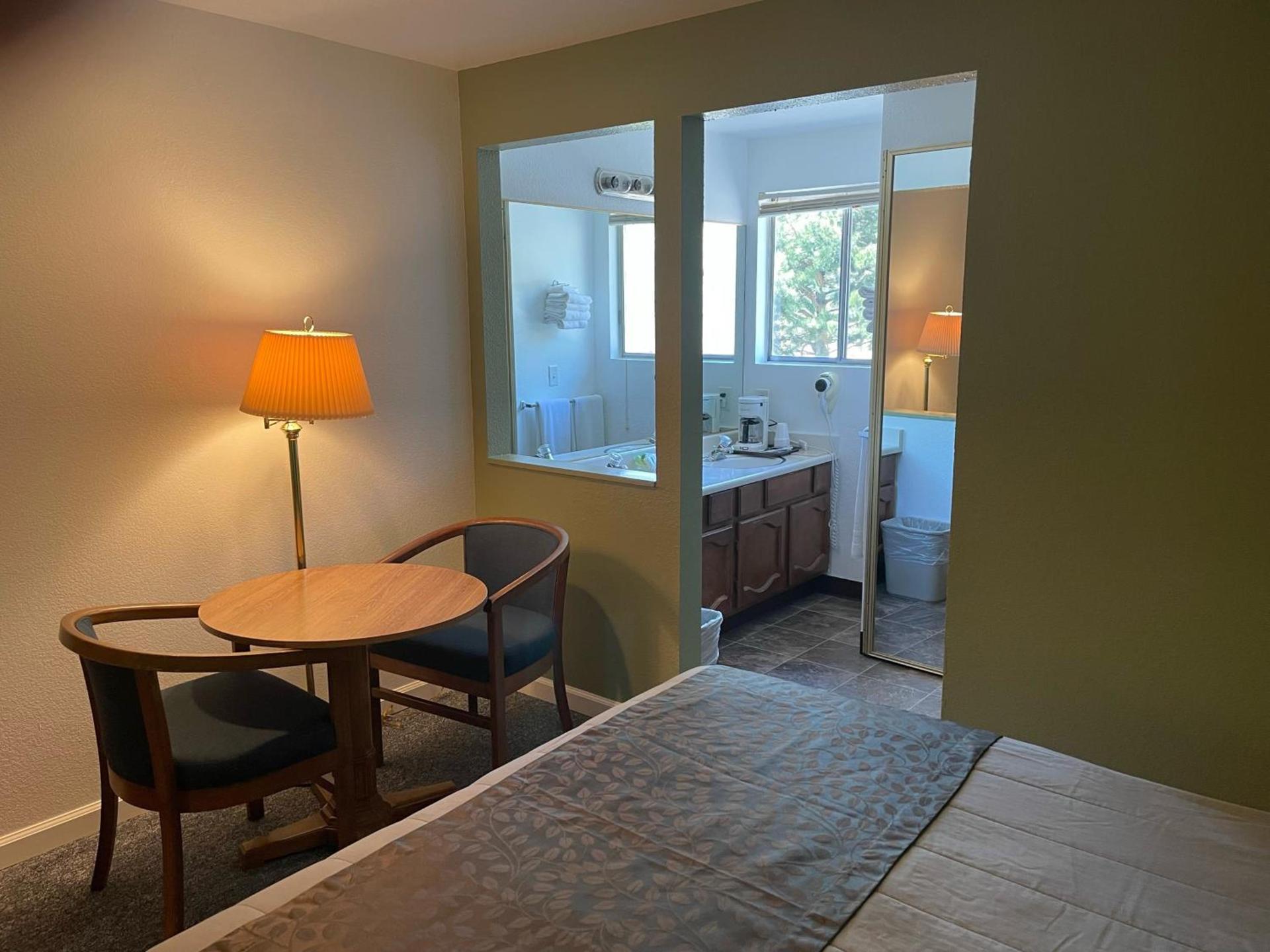 Murphey's Motel LLC photo 26