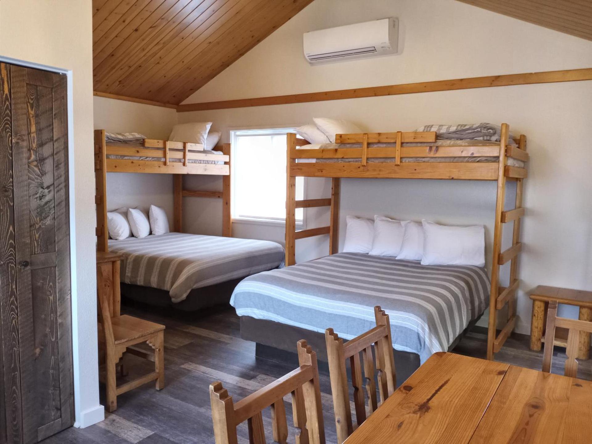 Yellowstone Riverside Cottages photo 72