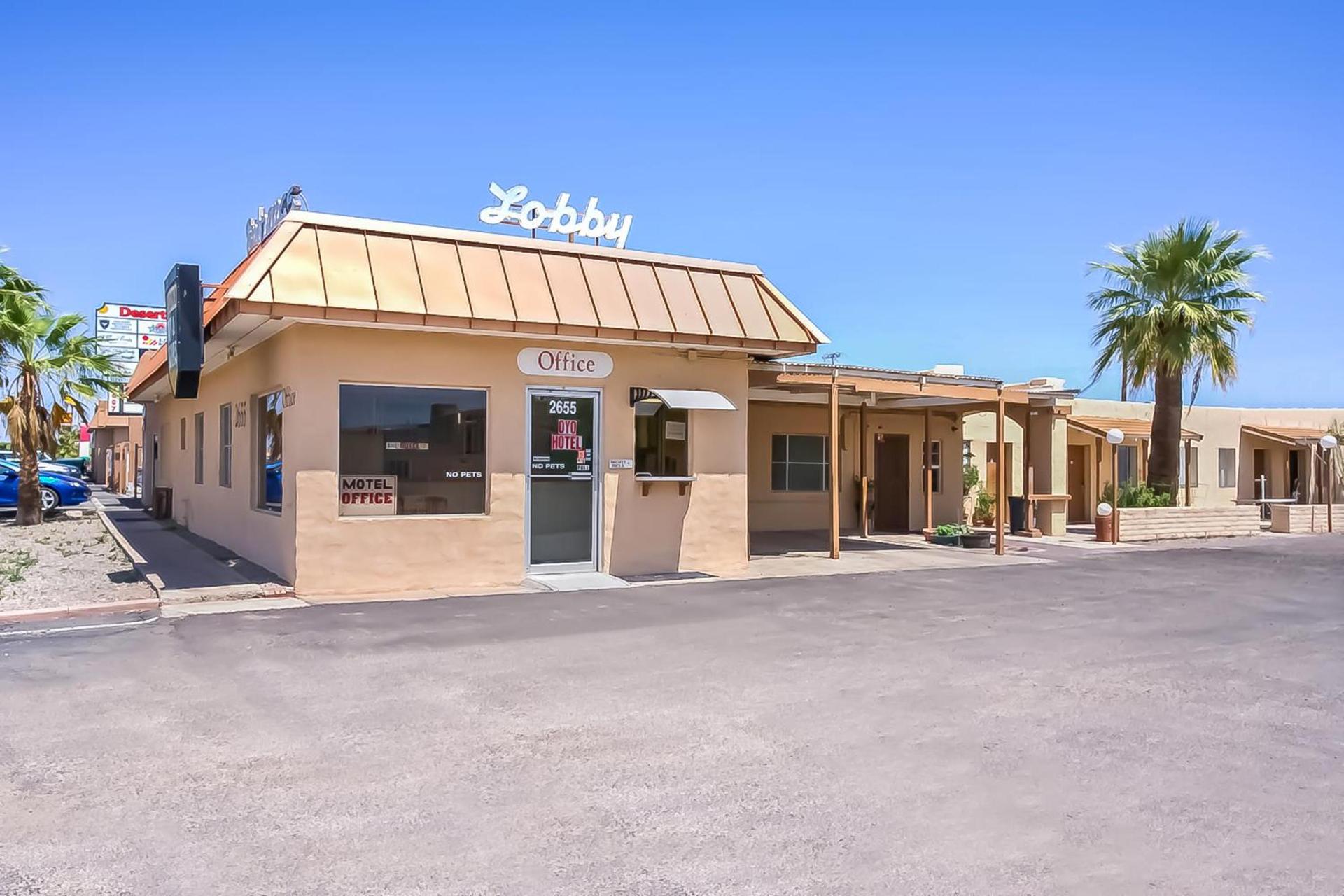 OYO Hotel Yuma AZ - I-8 US-95 photo 3