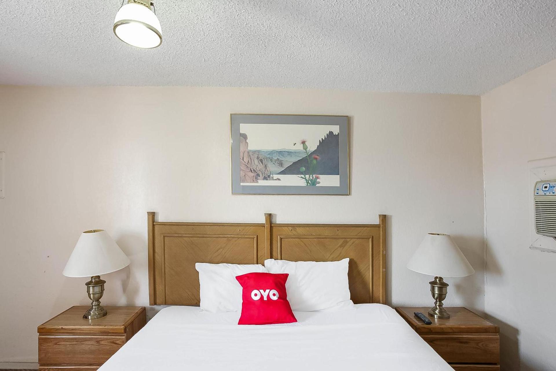 OYO Hotel Yuma AZ - I-8 US-95 photo 26