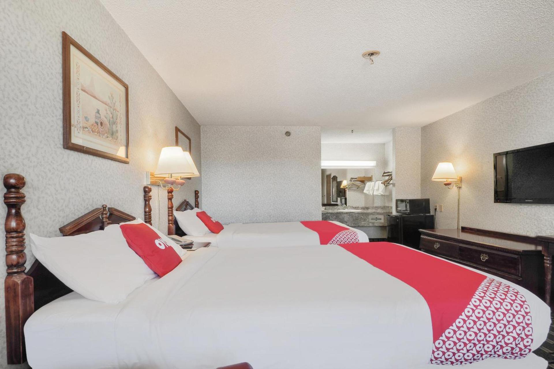 Lonestar Inn & Suites, Erick OK Hwy 40 BY OYO photo 33