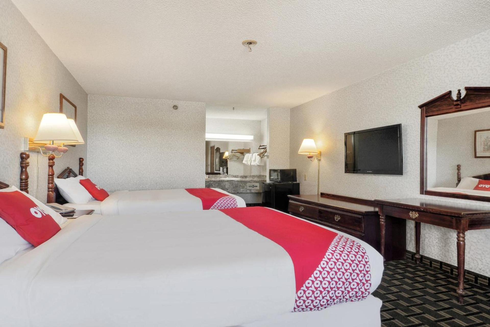 Lonestar Inn & Suites, Erick OK Hwy 40 BY OYO photo 25
