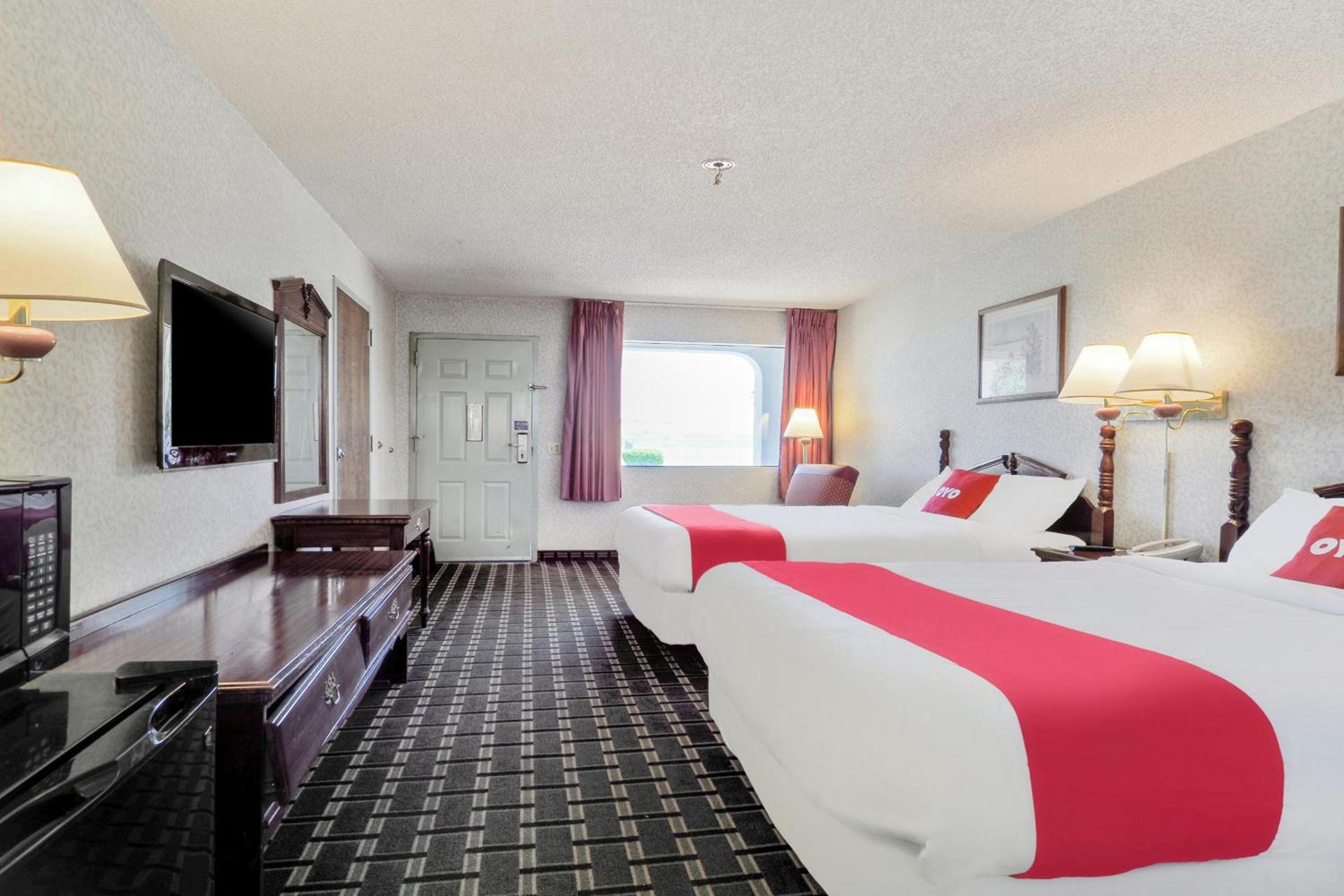 Lonestar Inn & Suites, Erick OK Hwy 40 BY OYO photo 24
