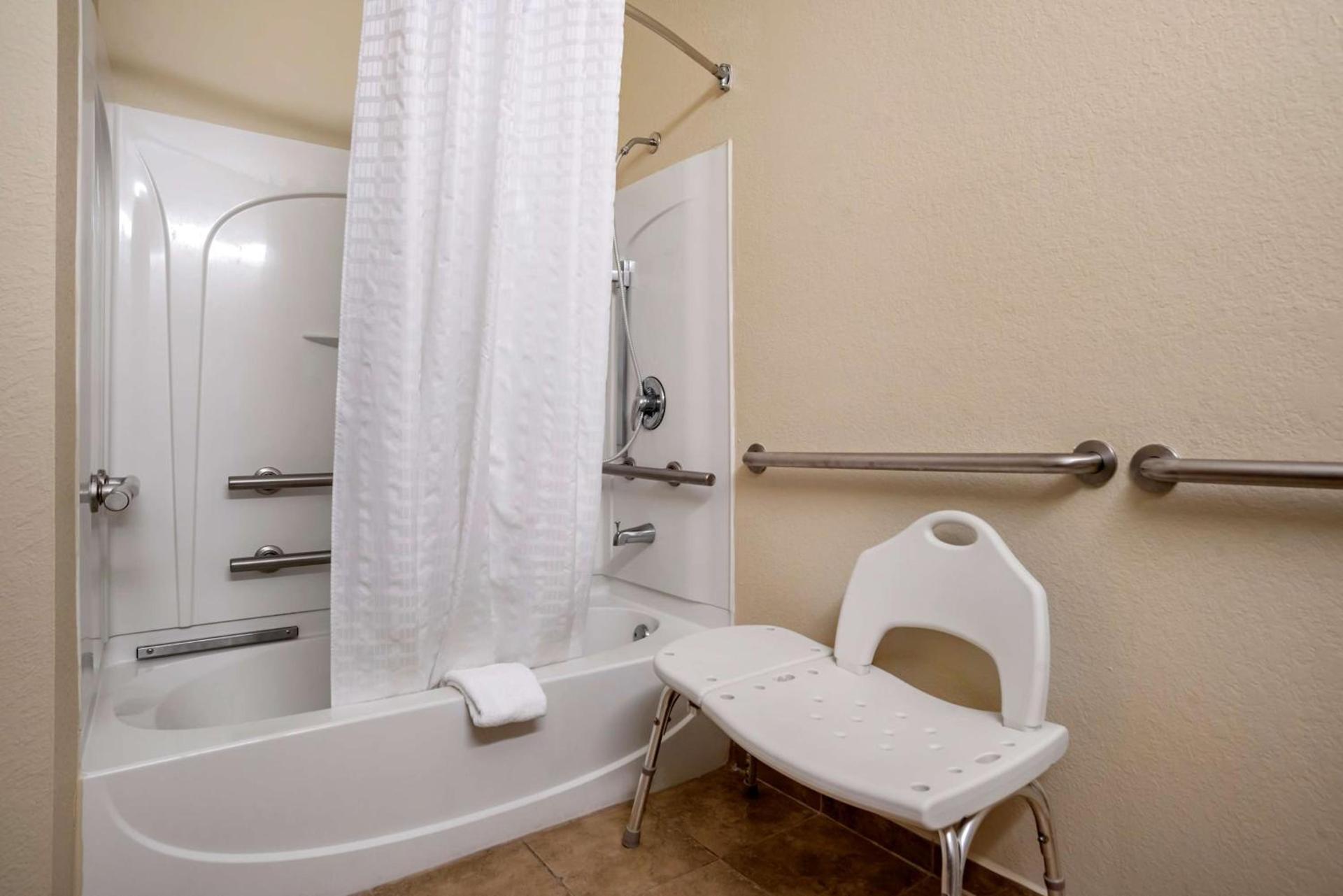 Best Western Troy Inn photo 15