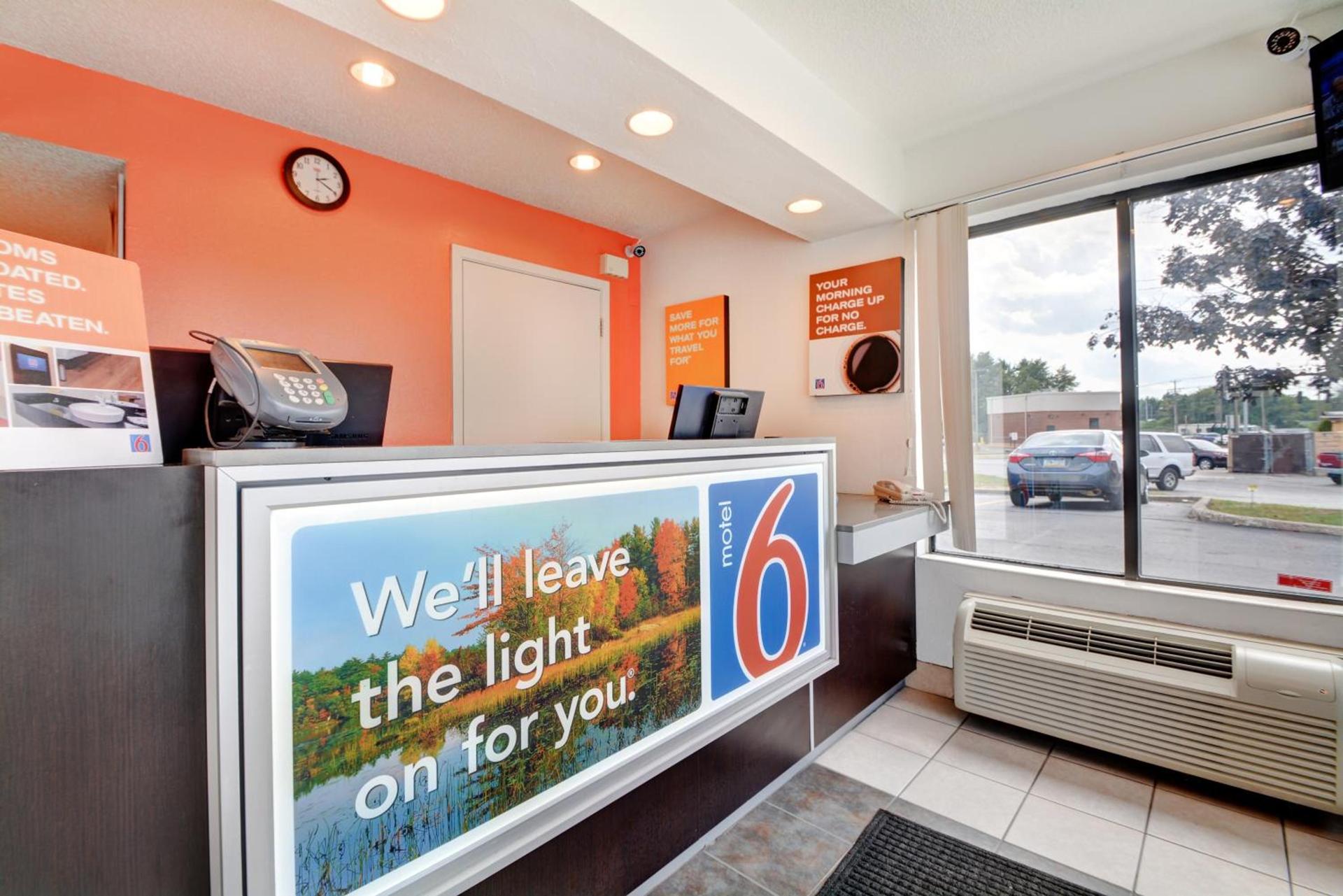 Motel 6-Southington, CT - Hartford photo 18