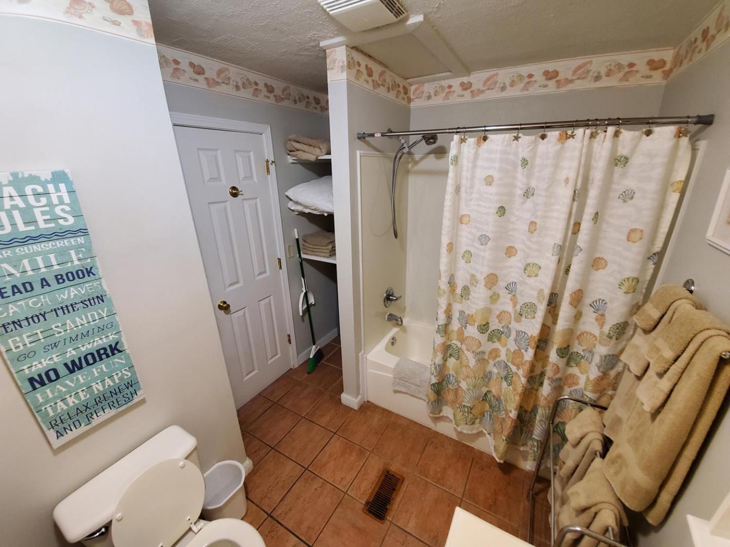 Atlantic Winds Condos photo 53