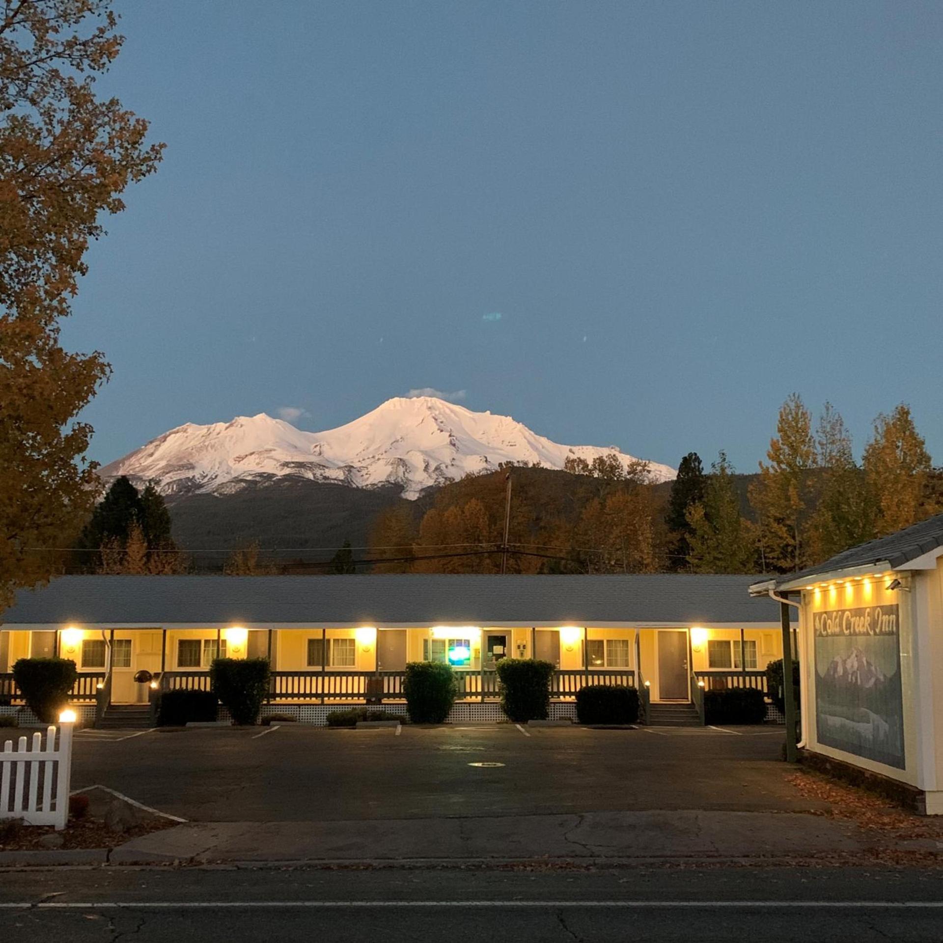 Cold Creek Inn — hotel in Mount Shasta