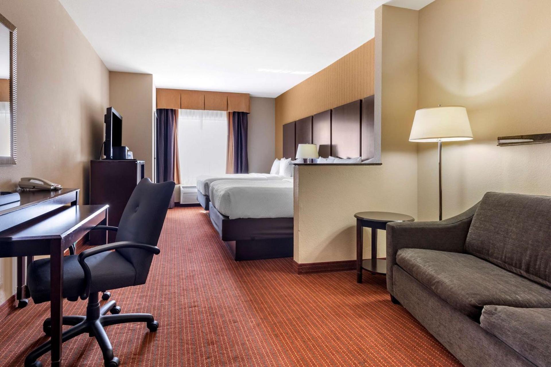 Best Western Plus DFW Airport West Euless photo 13