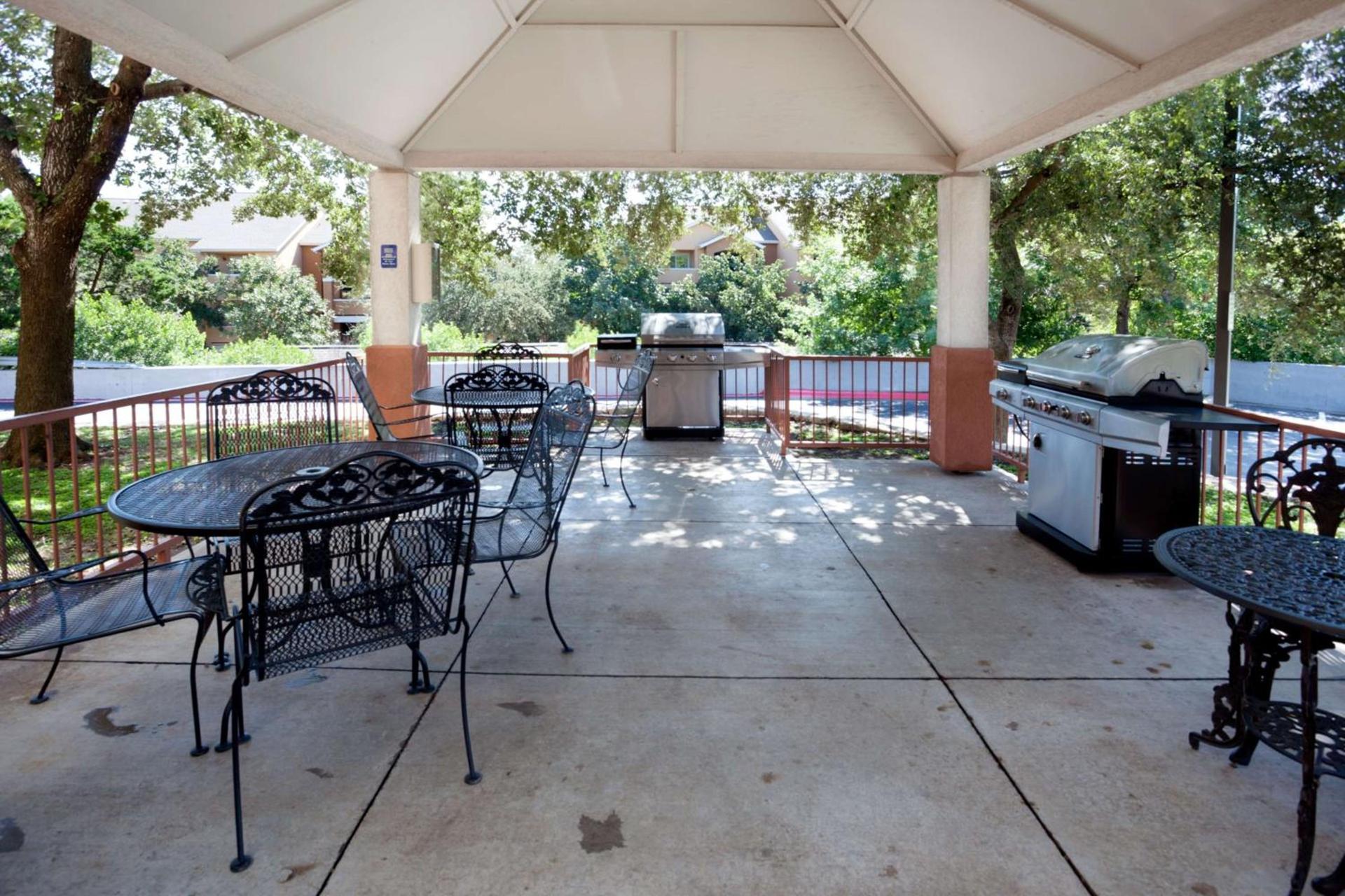 Sonesta Simply Suites Austin The Domain Area photo 21