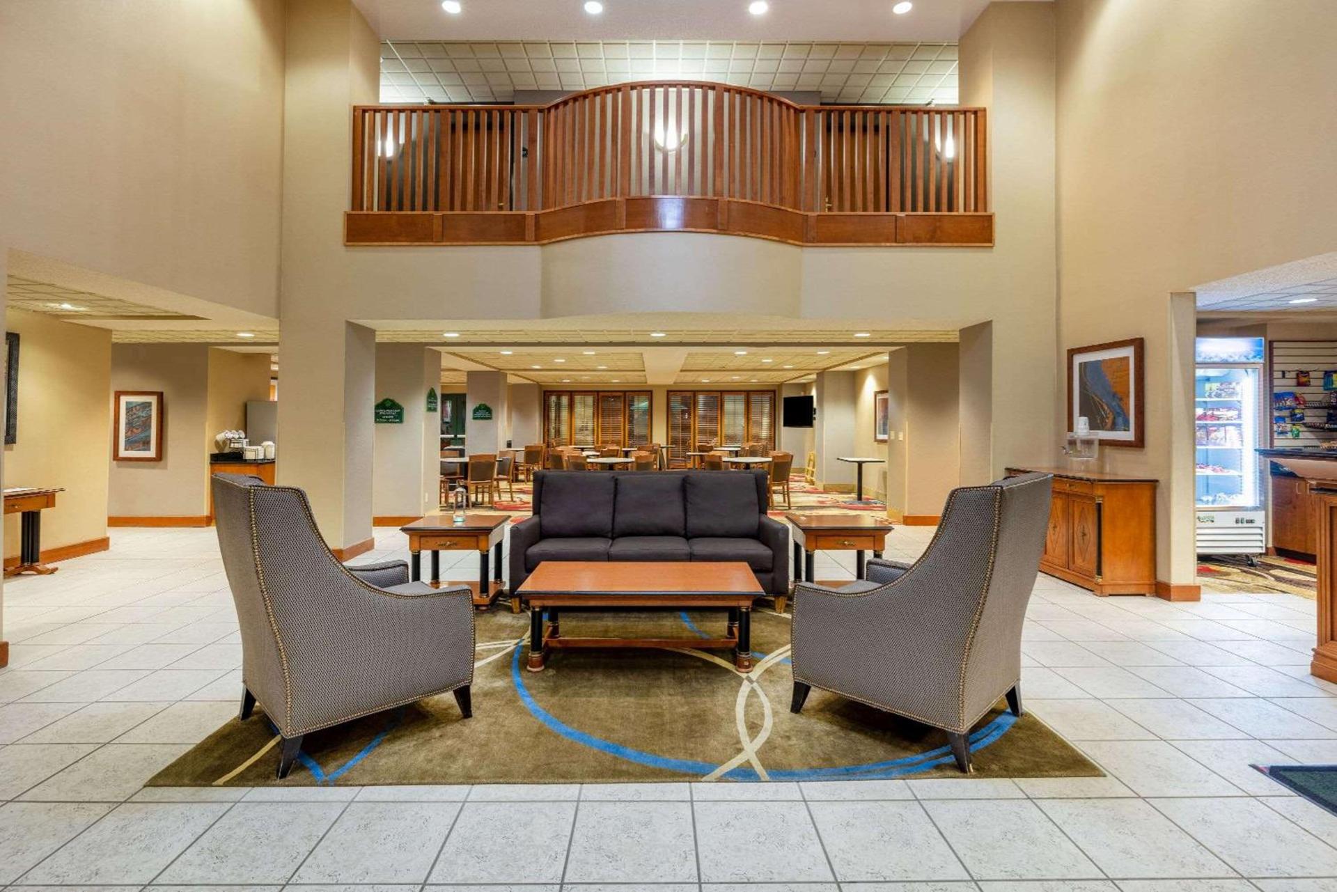 Wingate by Wyndham Gillette photo 8