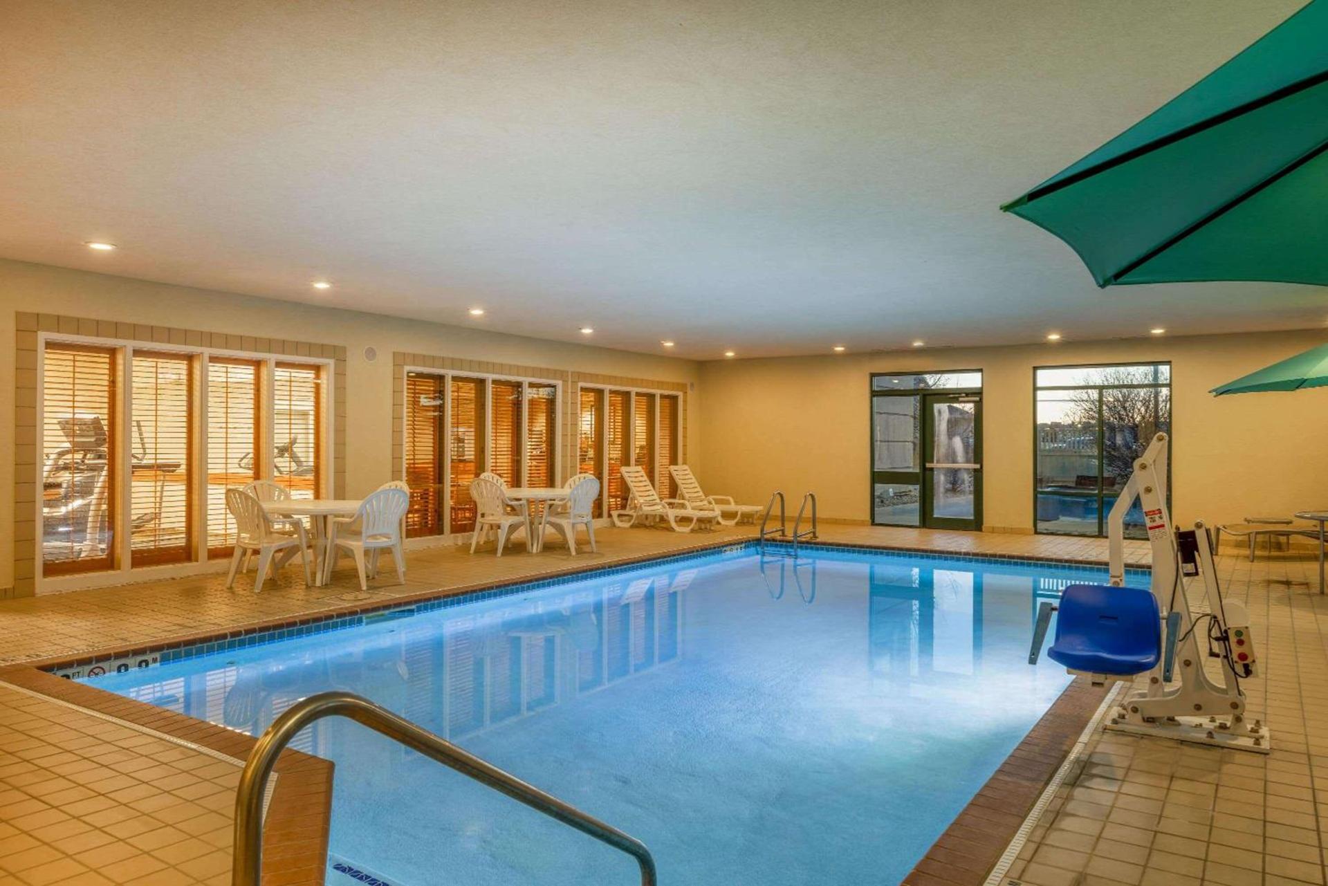 Wingate by Wyndham Gillette photo 10