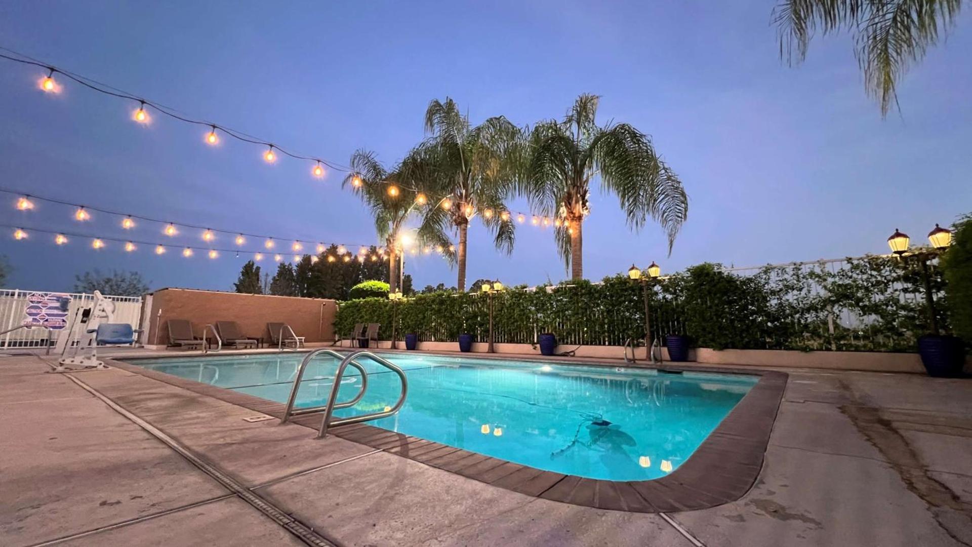 Best Western Americana photo 30