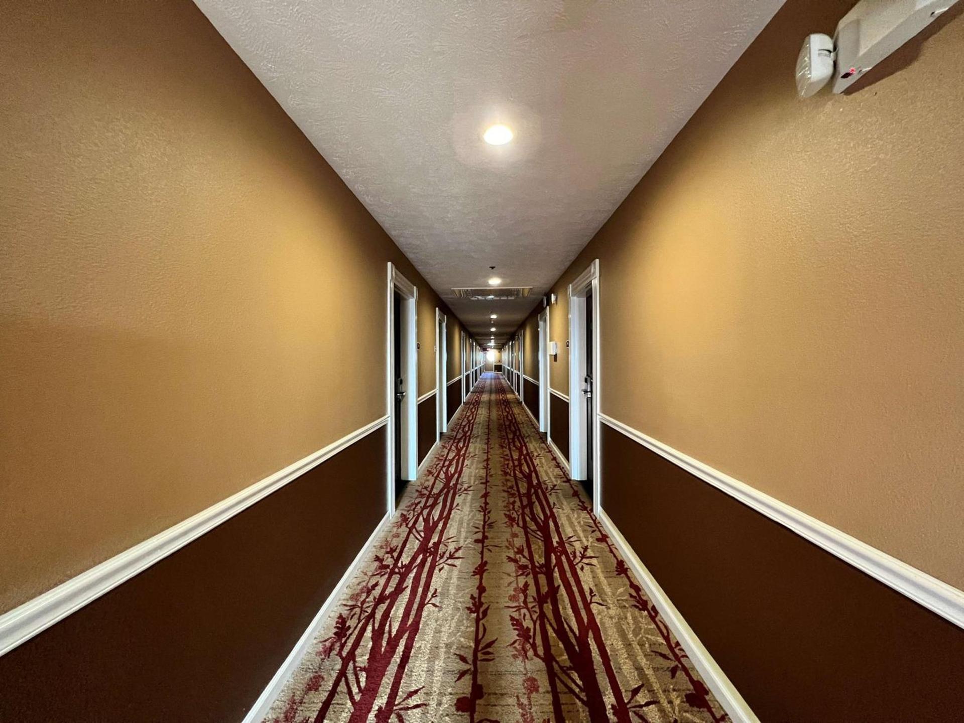 Best Western Americana photo 37
