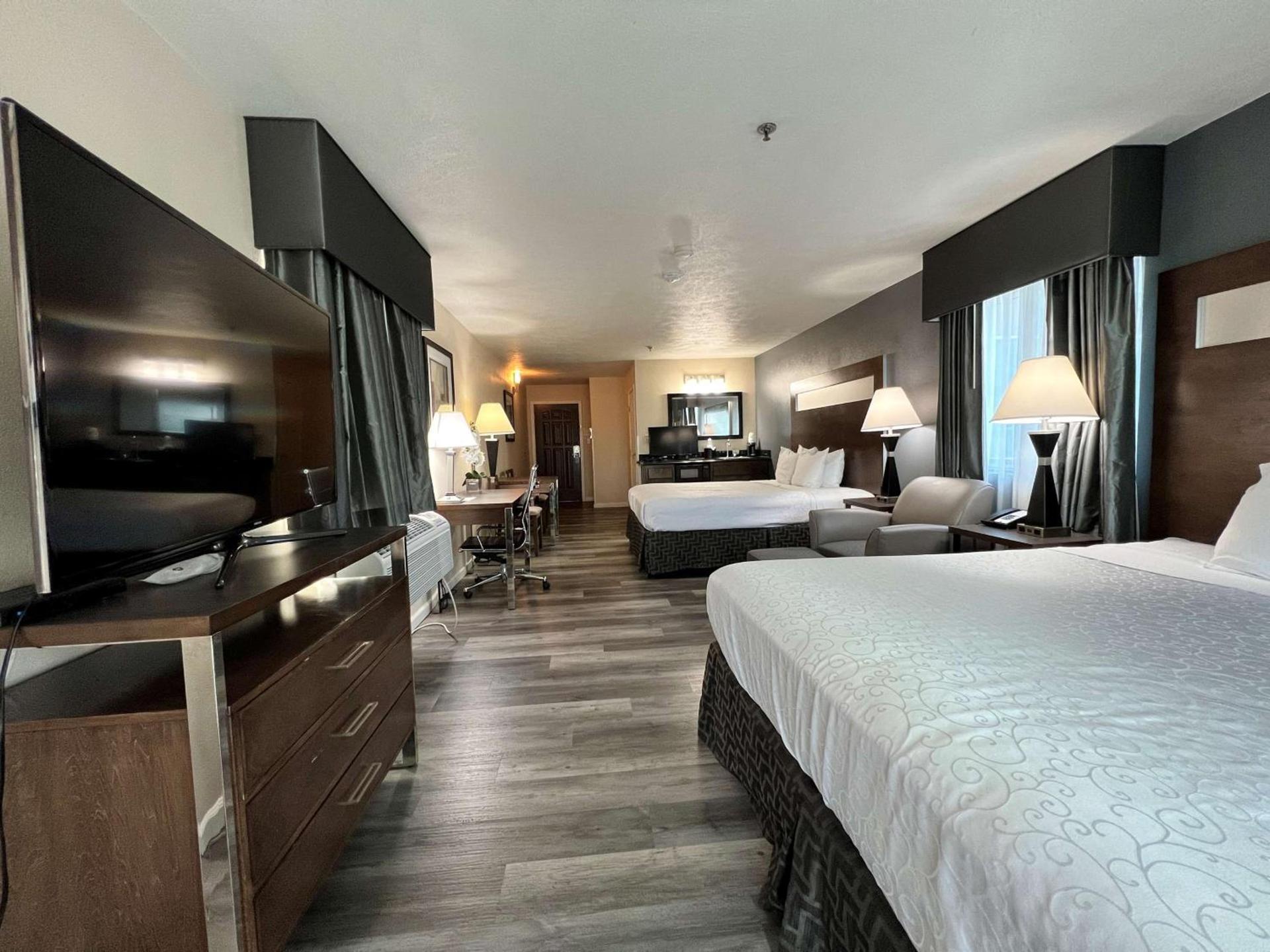 Best Western Americana photo 14
