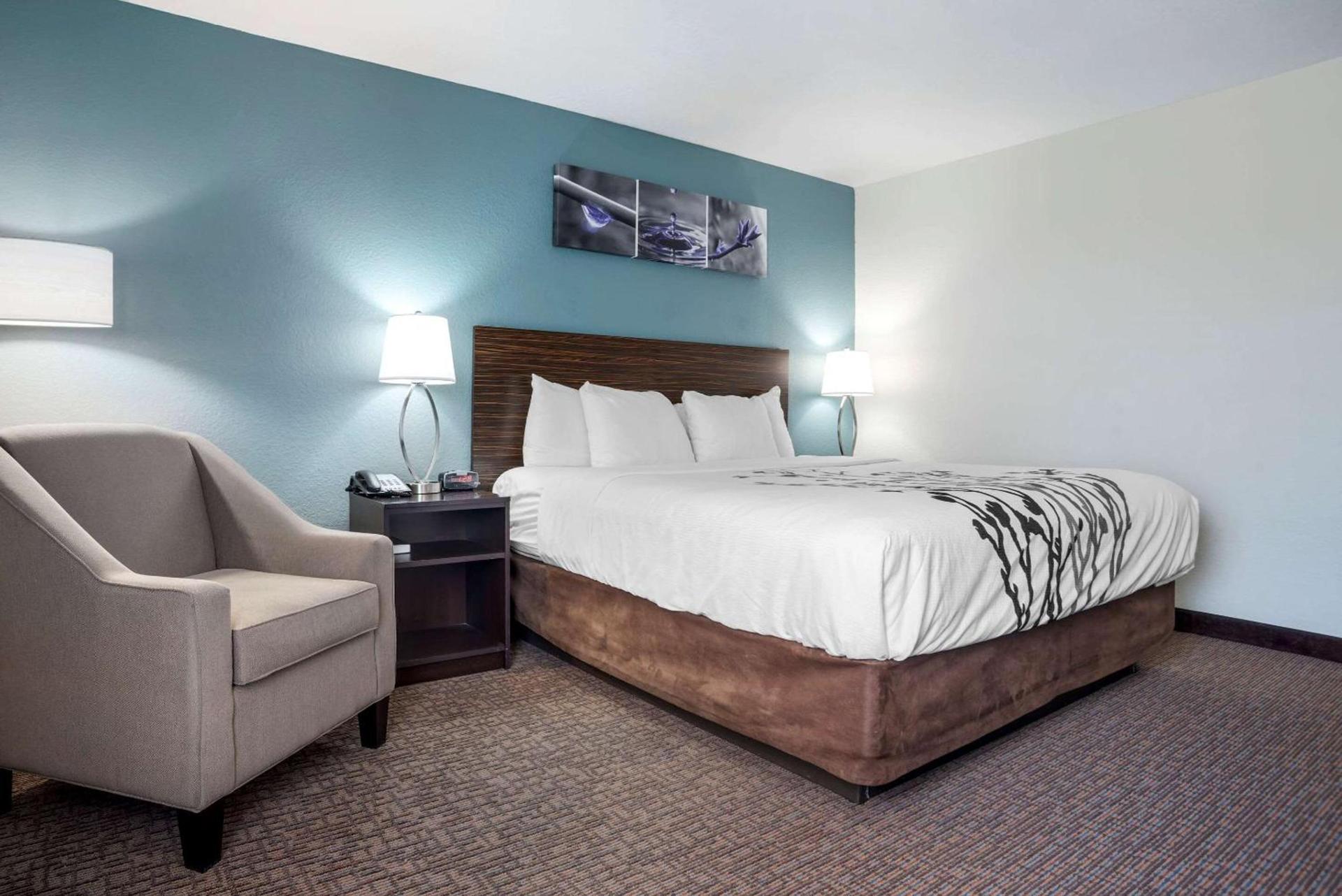Sleep Inn & Suites Auburn Campus Area I-85 photo 29