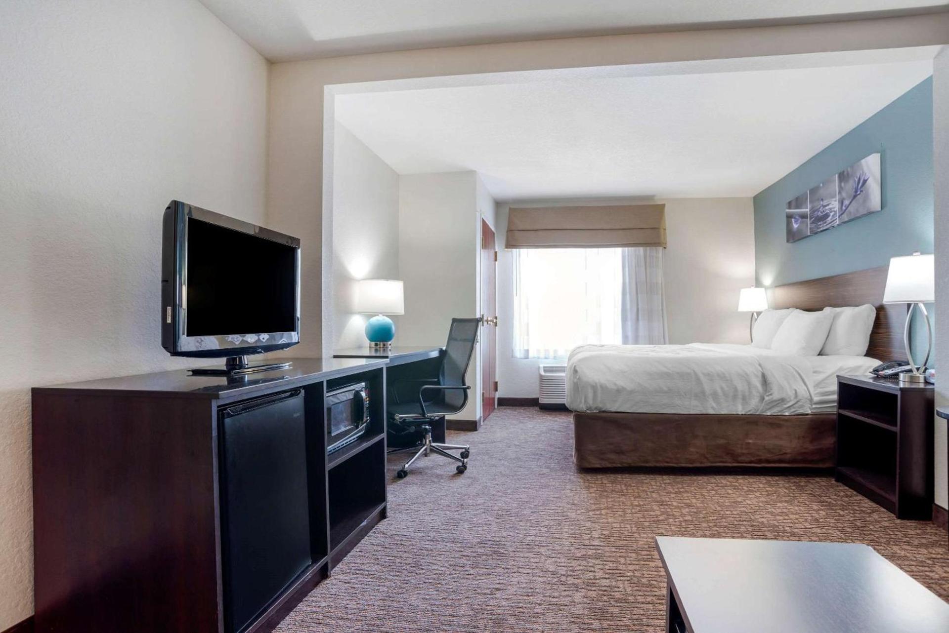 Sleep Inn & Suites Auburn Campus Area I-85 photo 17
