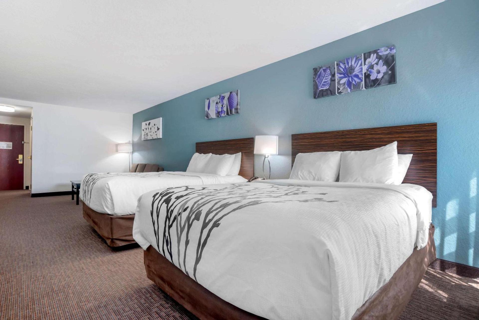 Sleep Inn & Suites Auburn Campus Area I-85 photo 21