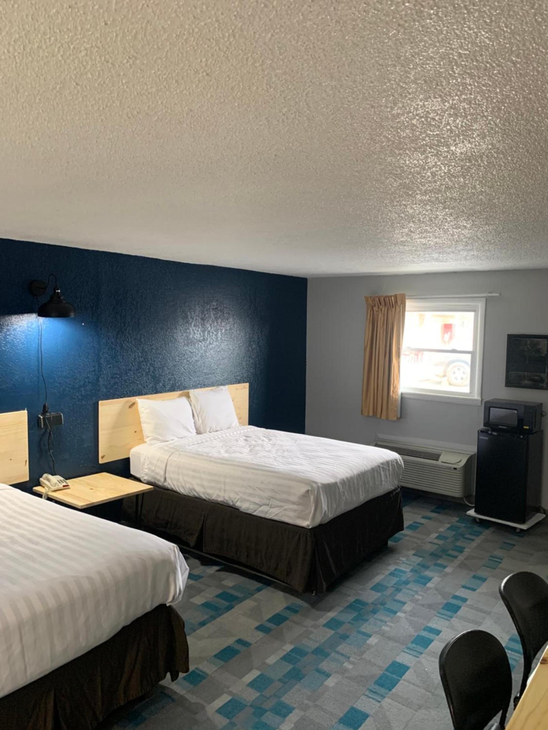 ROYALINN photo 5