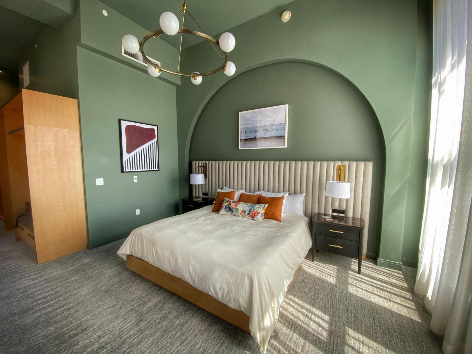 Kinn Guesthouse Downtown photo 11