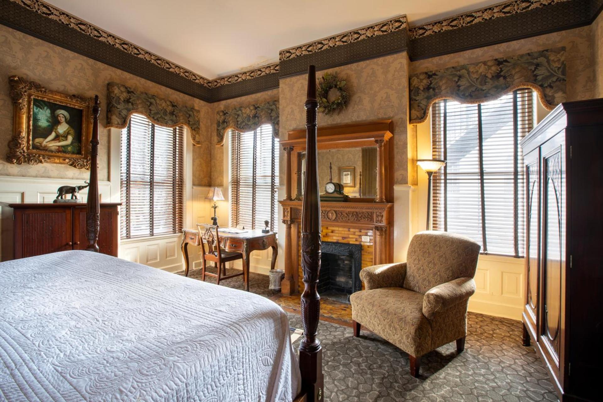 Foley House Inn photo 2