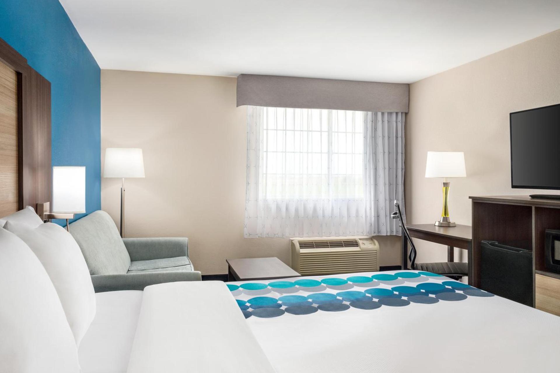 Baymont by Wyndham Blackwell I-35 photo 43