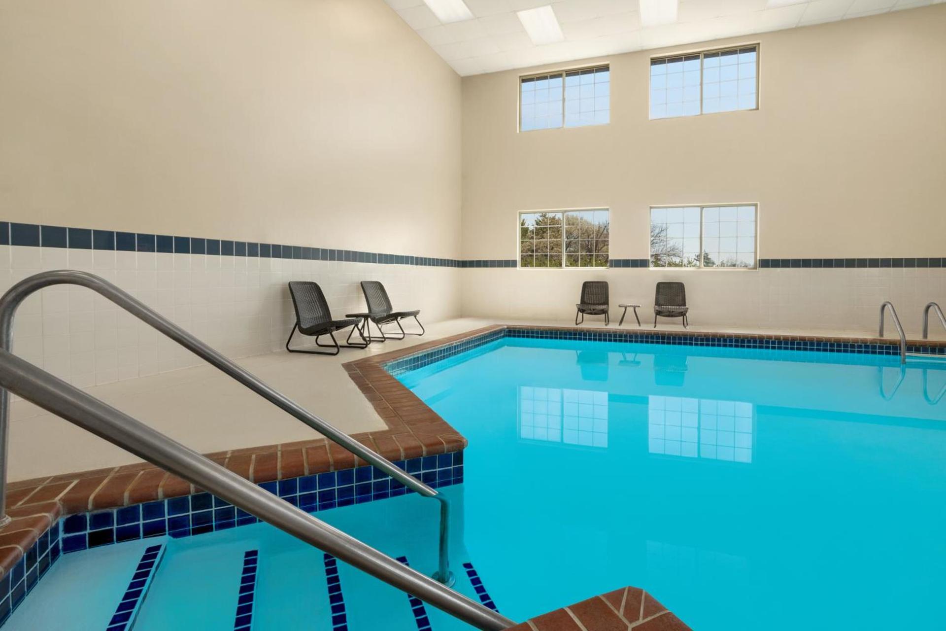 Baymont by Wyndham Blackwell I-35 photo 39