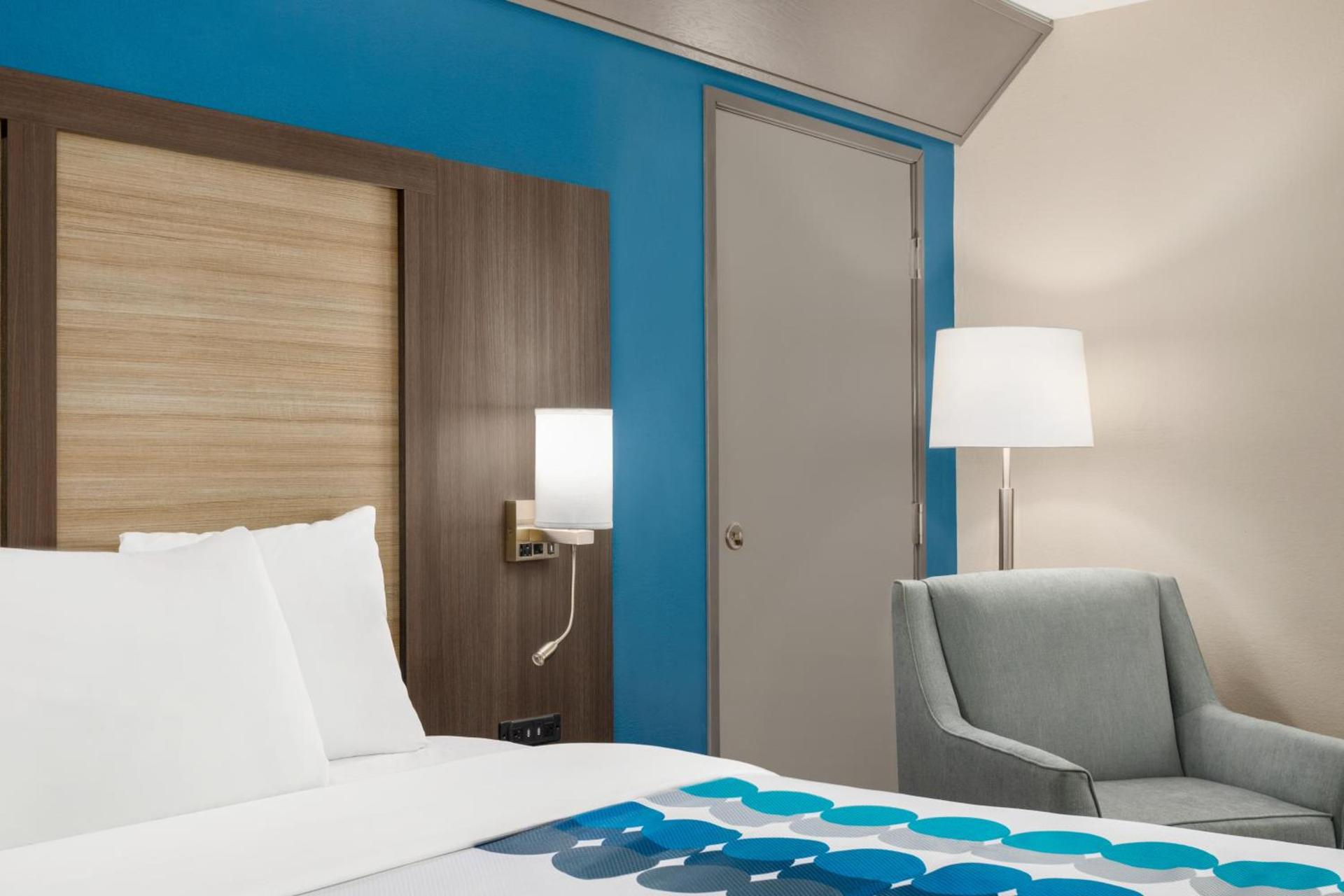 Baymont by Wyndham Blackwell I-35 photo 52