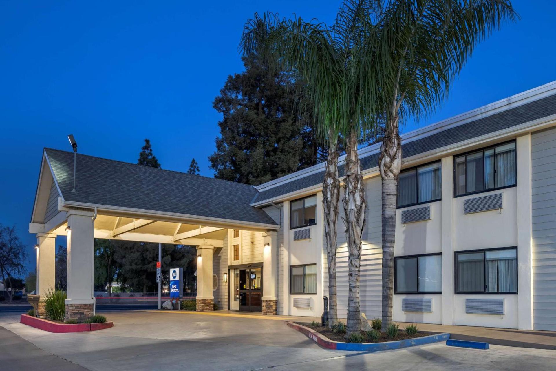 Best Western Town & Country Lodge photo 10