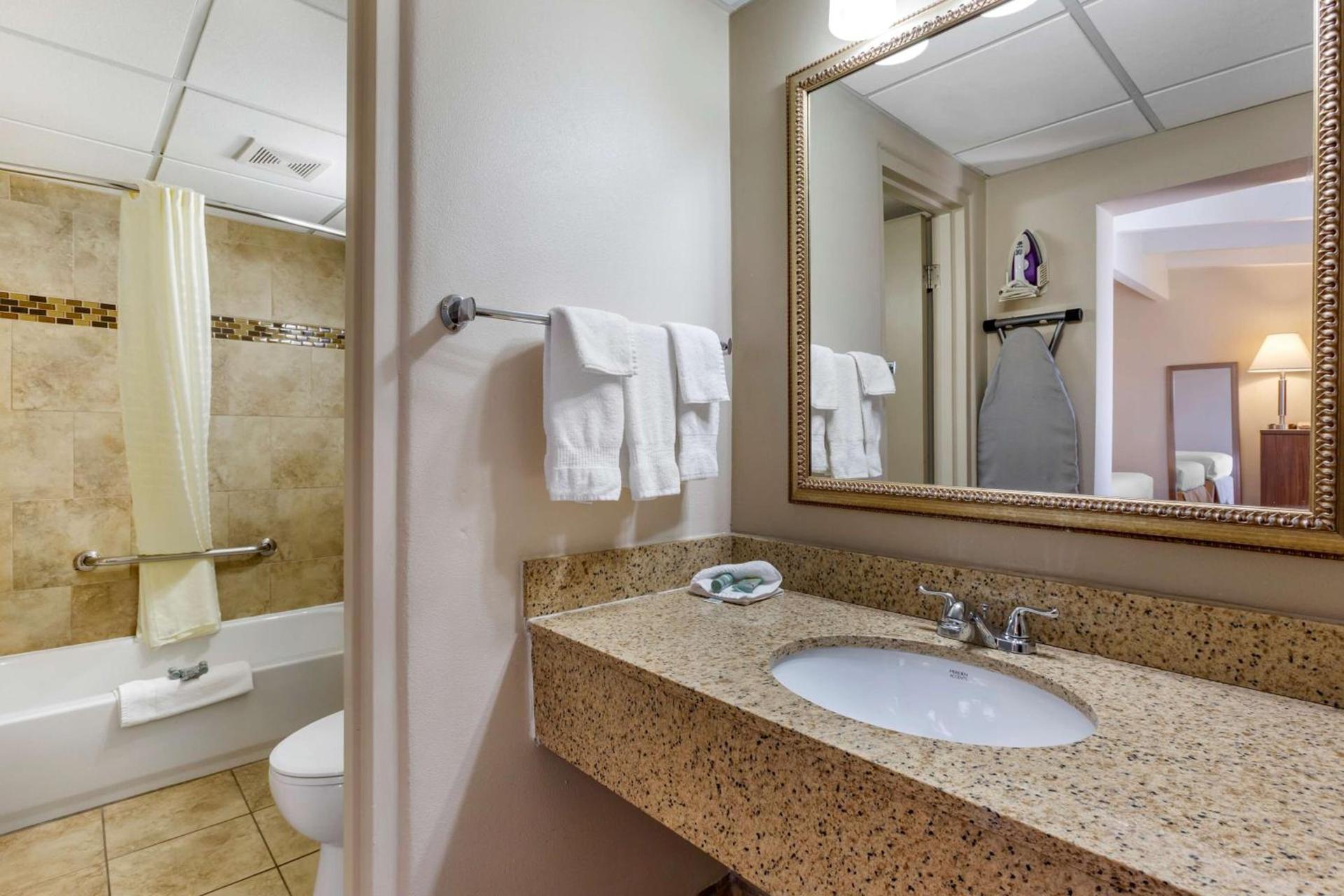 Best Western El Rancho Palacio photo 21