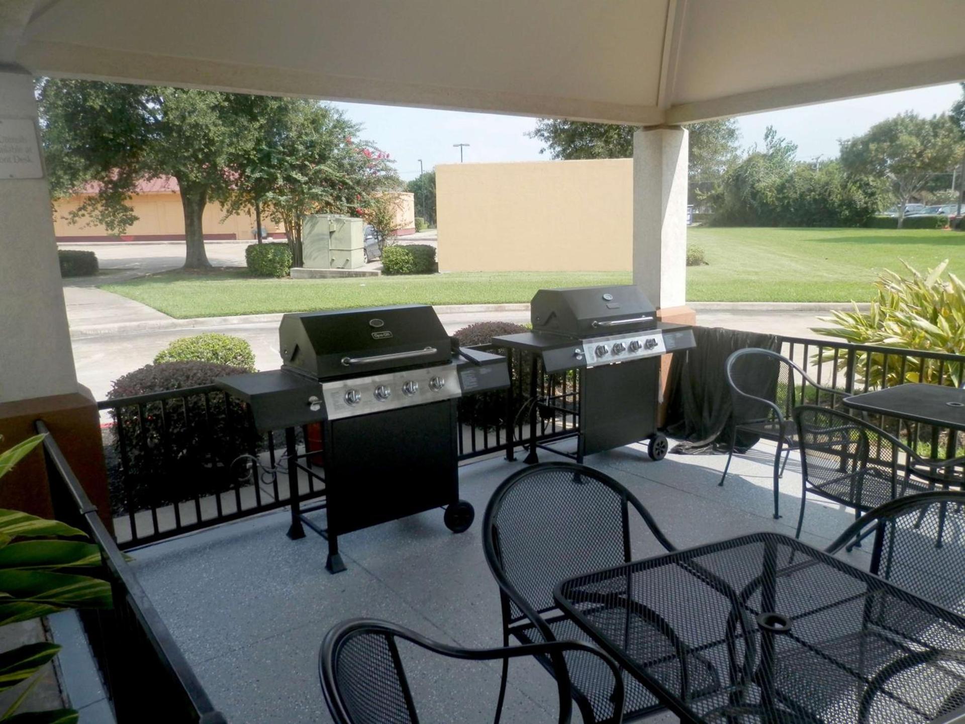 Sonesta Simply Suites Houston – NASA Clear Lake photo 22