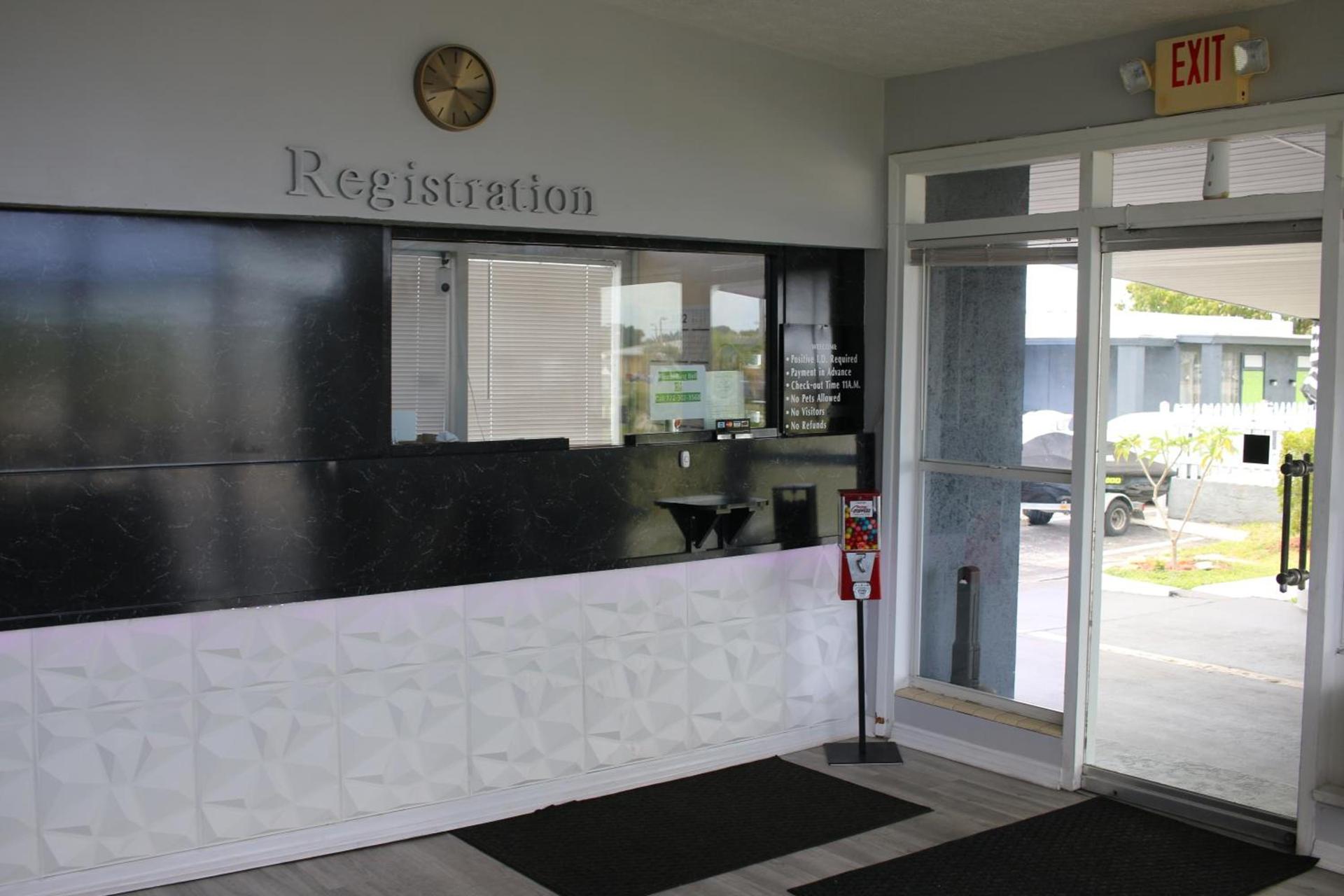Travel Inn Fort Pierce photo 32