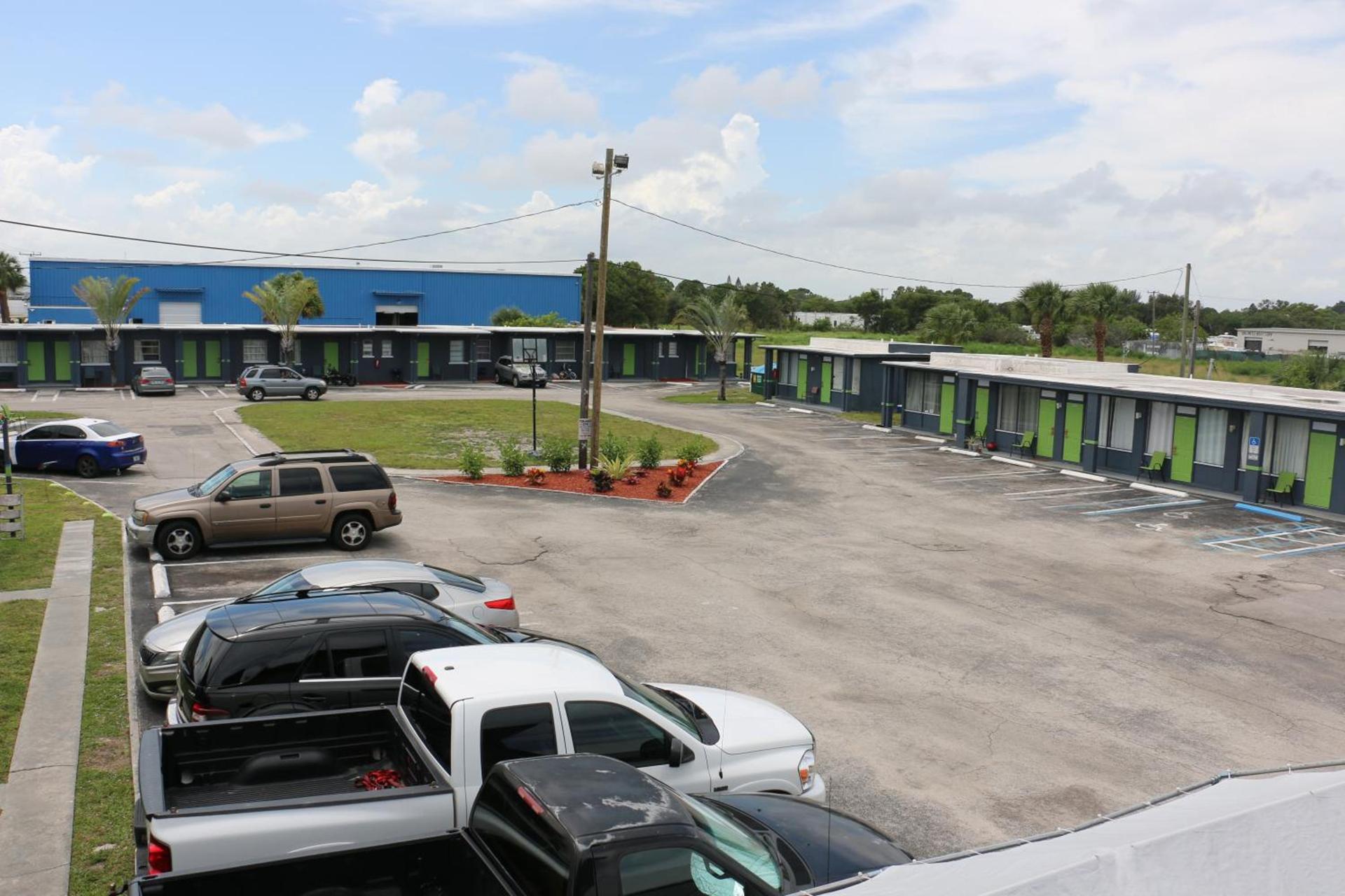 Travel Inn Fort Pierce photo 38