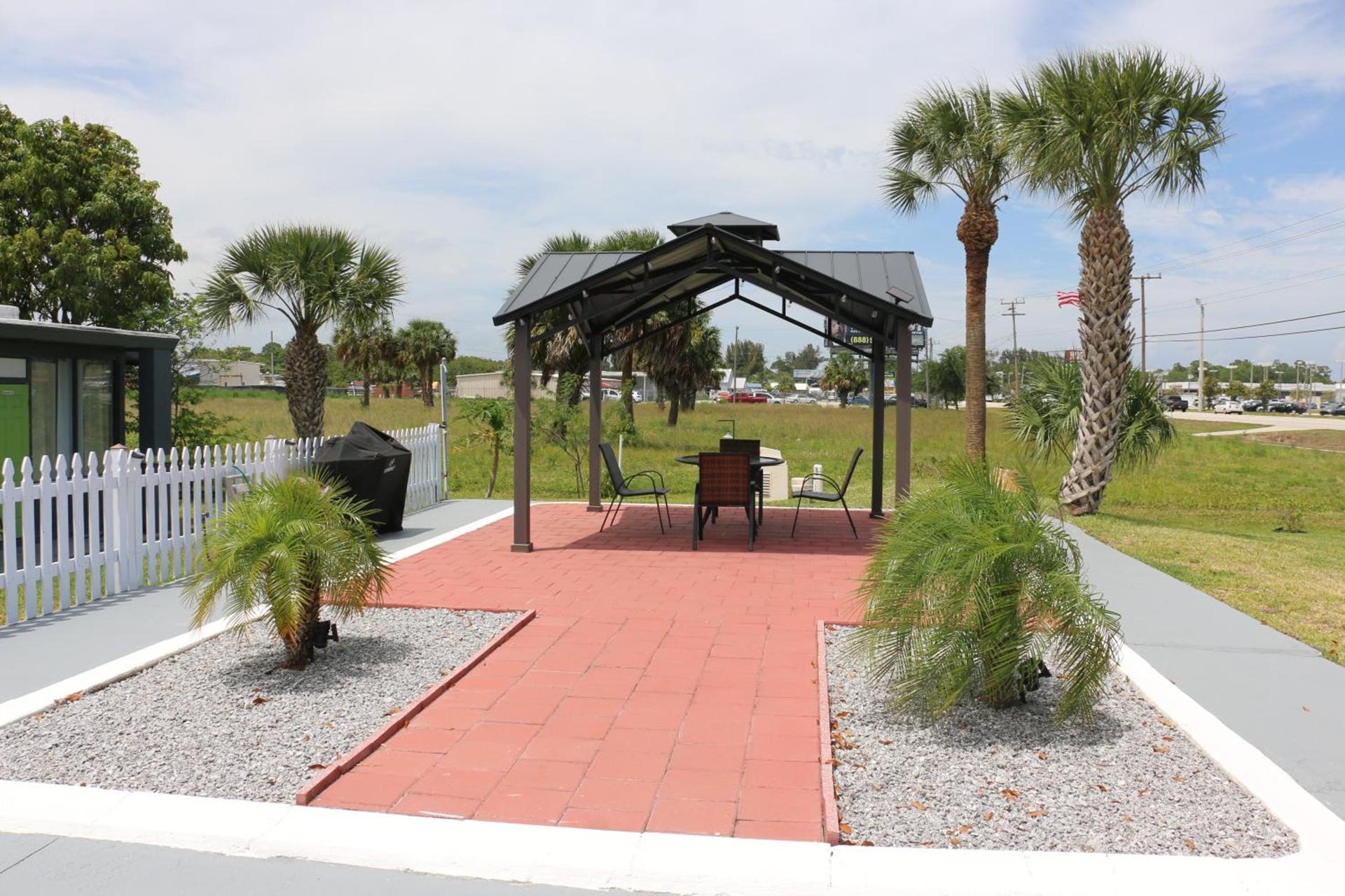 Travel Inn Fort Pierce photo 58