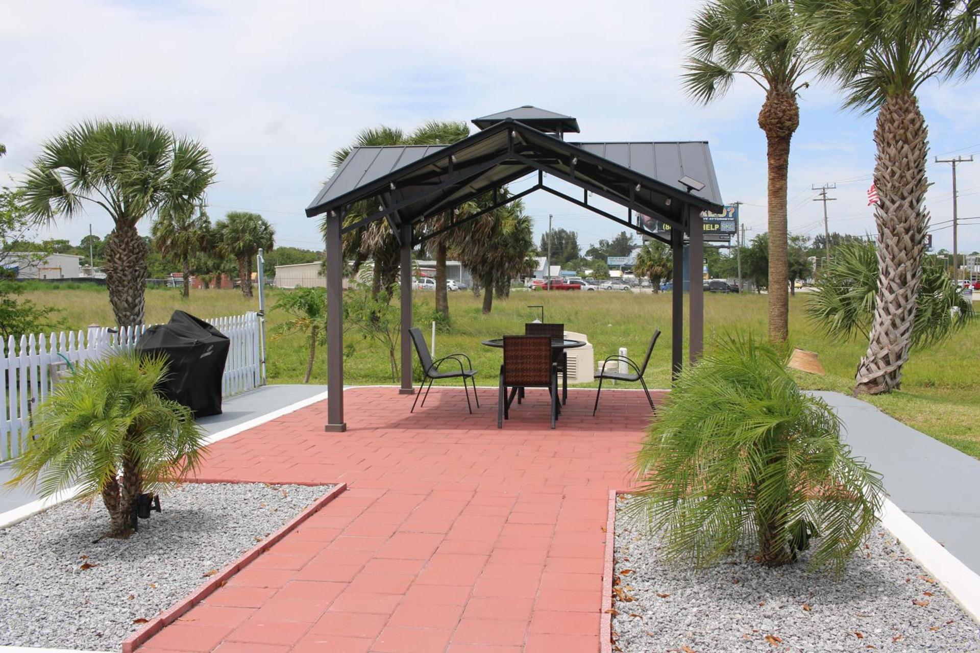 Travel Inn Fort Pierce photo 62