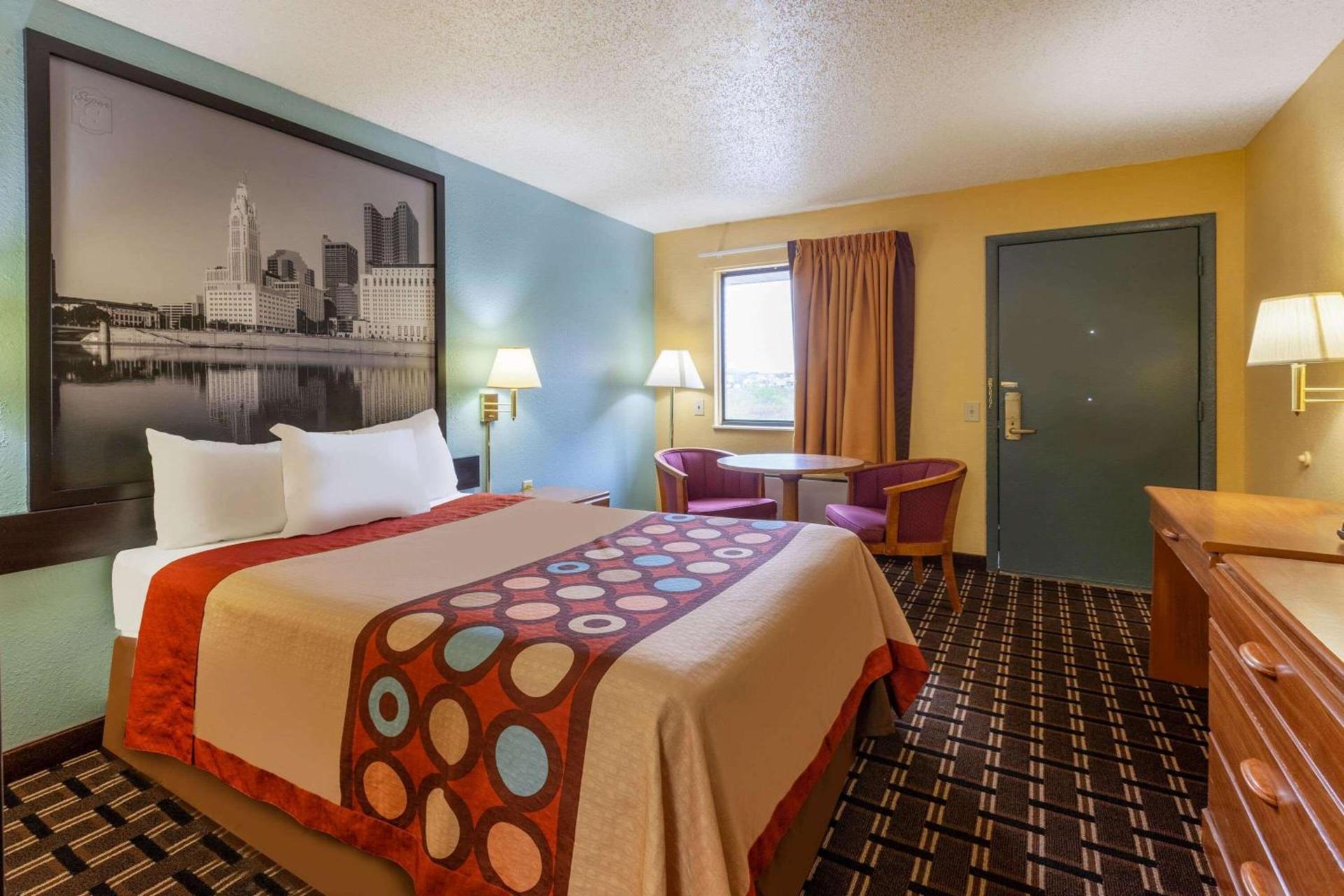Super 8 by Wyndham Newcomerstown photo 17