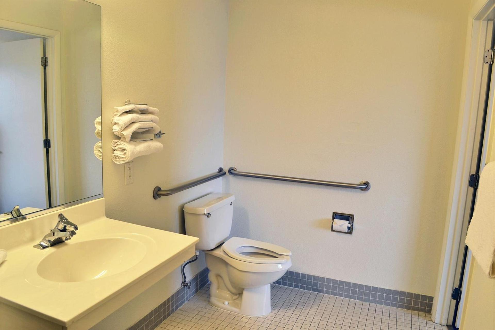 Motel 6-Billings, MT - South photo 25