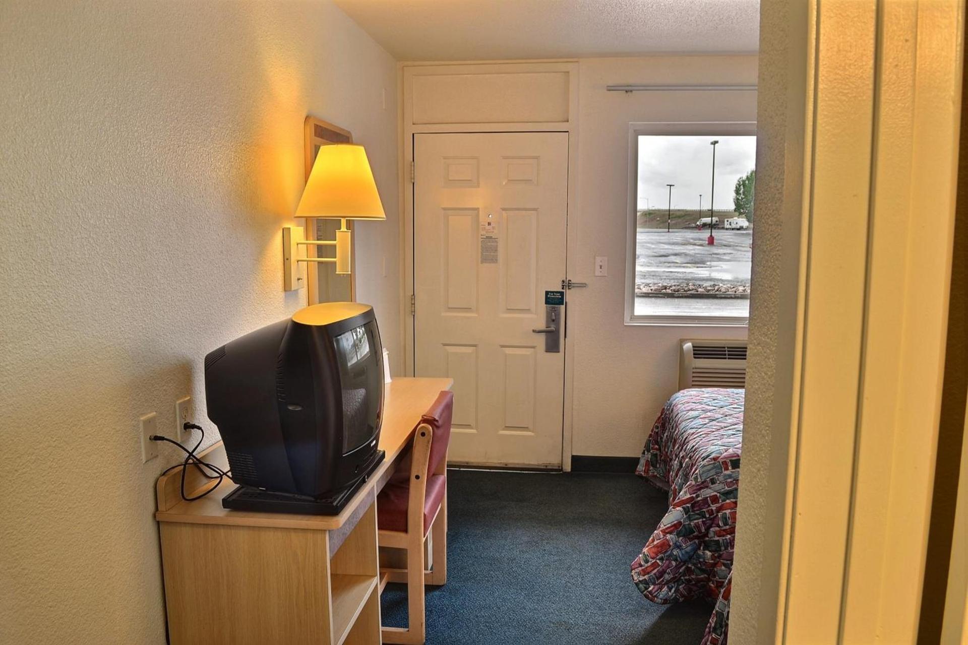 Motel 6-Billings, MT - South photo 39