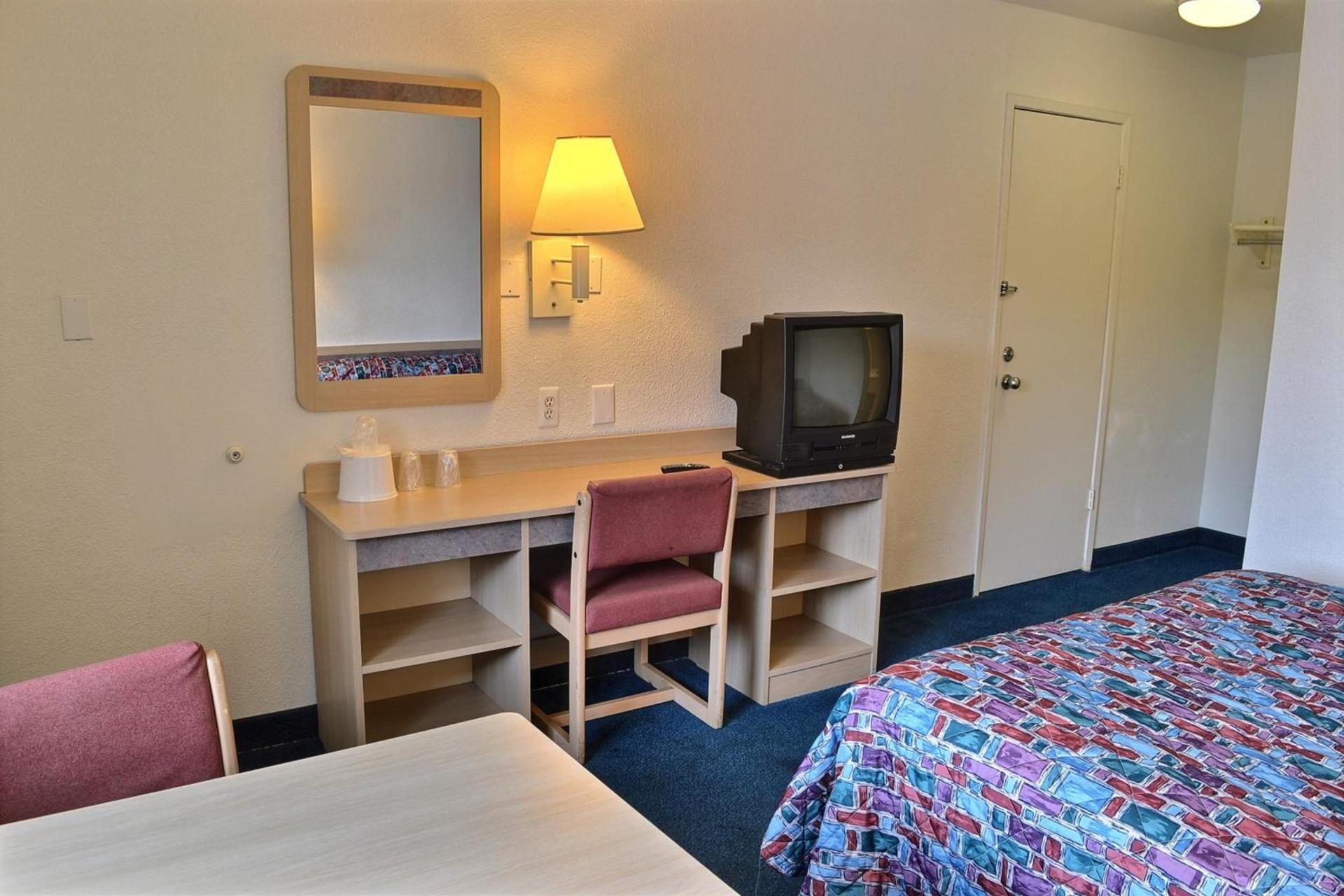 Motel 6-Billings, MT - South photo 43