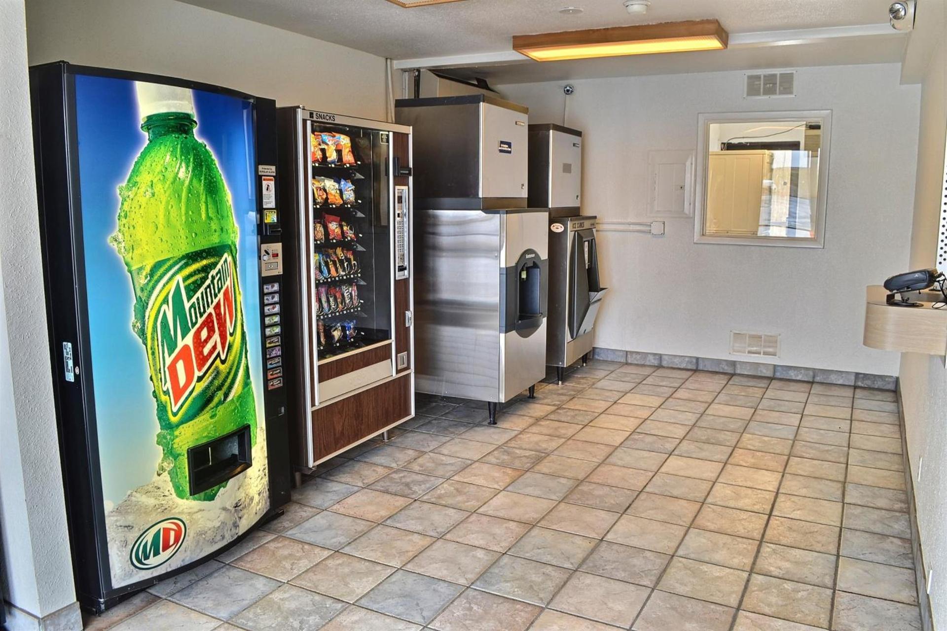 Motel 6-Billings, MT - South photo 46