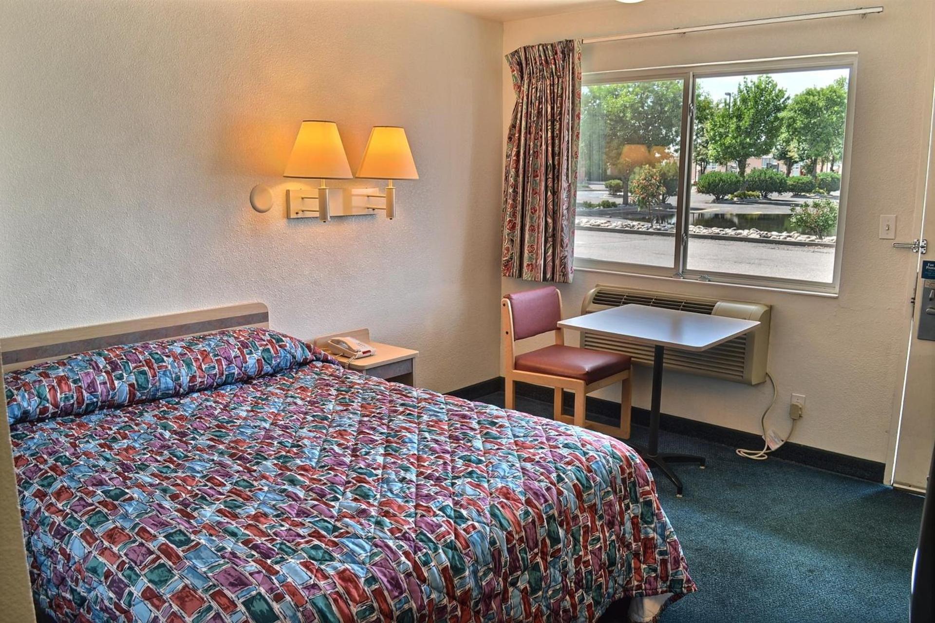 Motel 6-Billings, MT - South photo 47