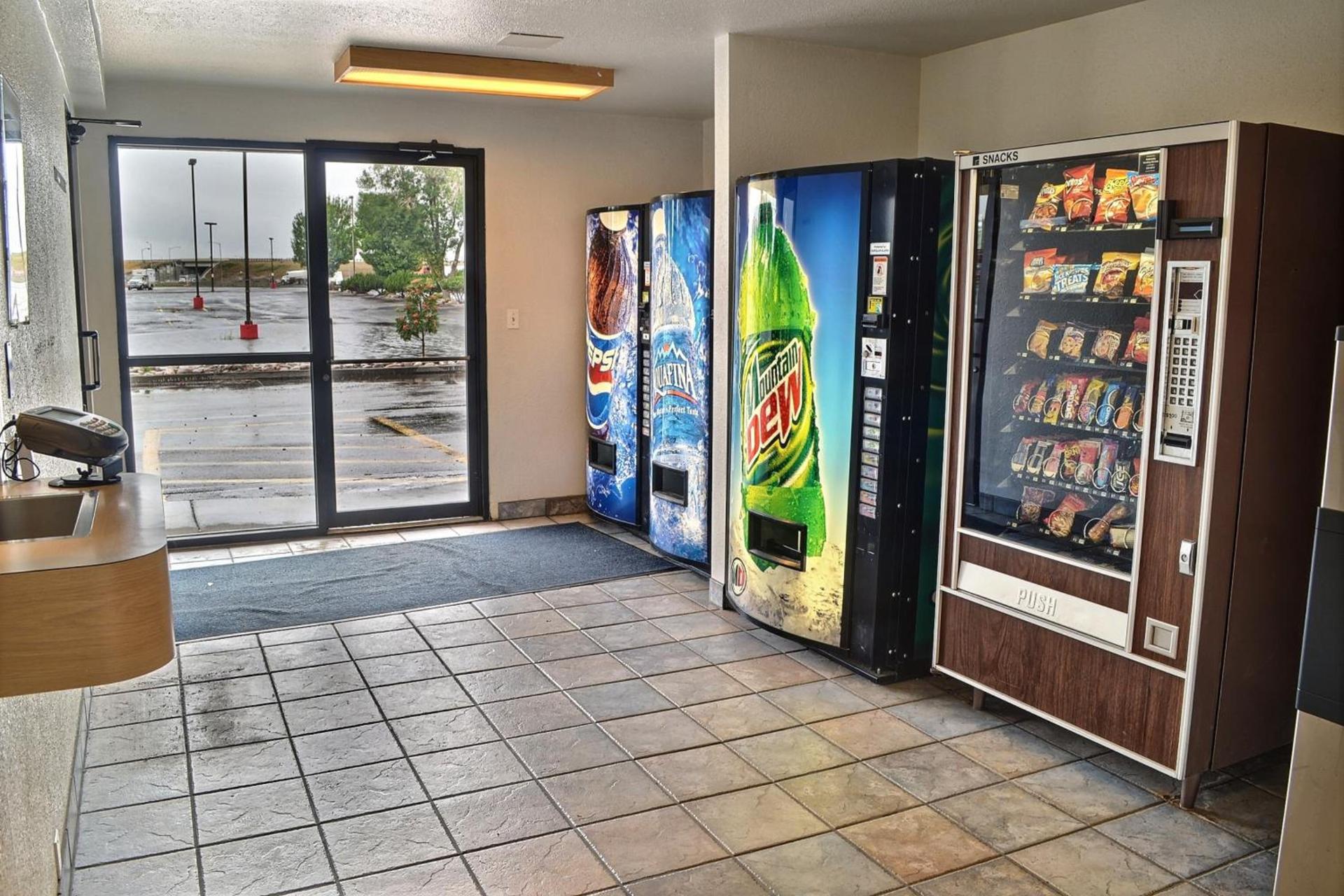 Motel 6-Billings, MT - South photo 48