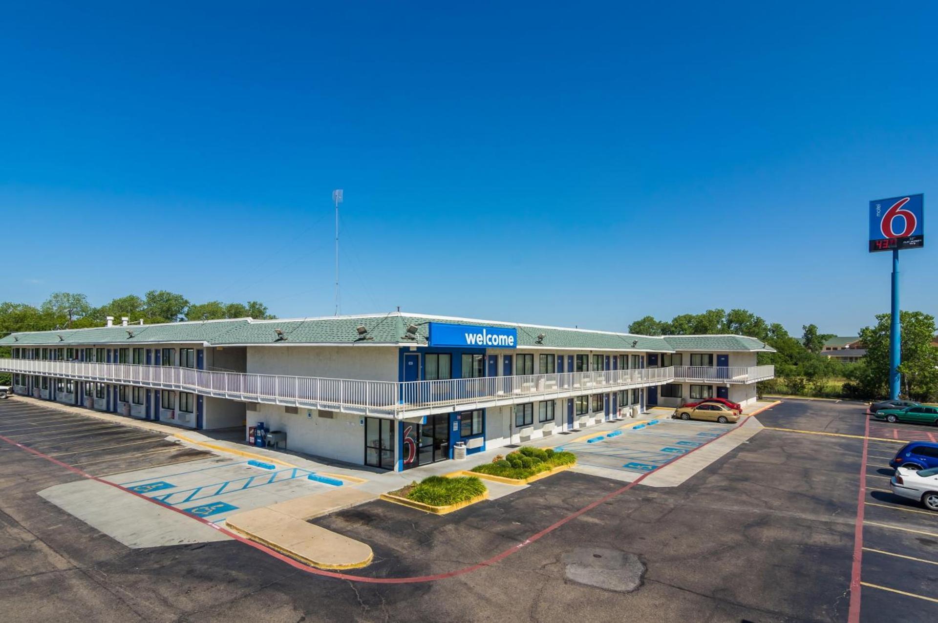 Motel 6-Bellmead, TX - Waco photo 46