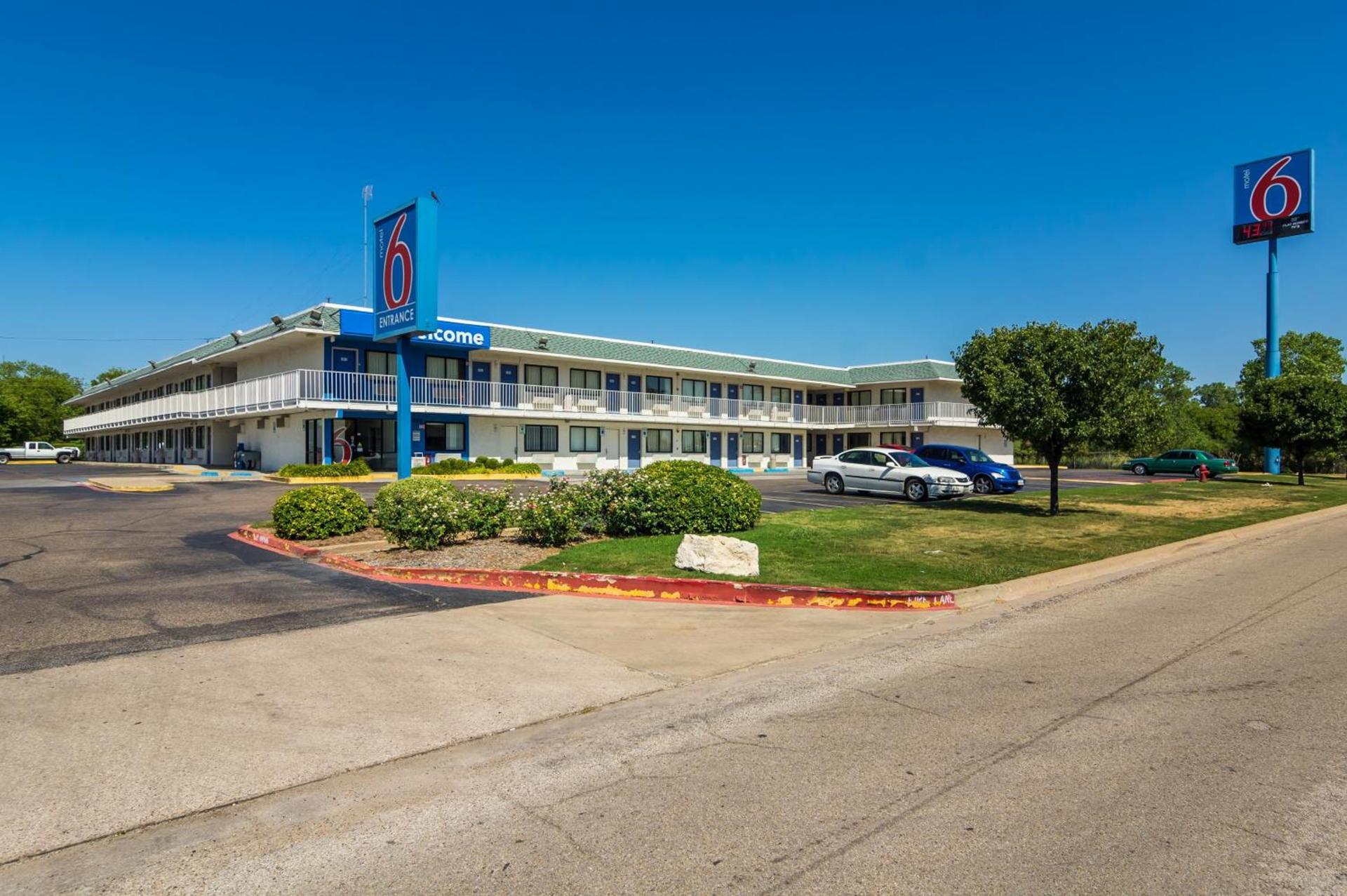 Motel 6-Bellmead, TX - Waco photo 28