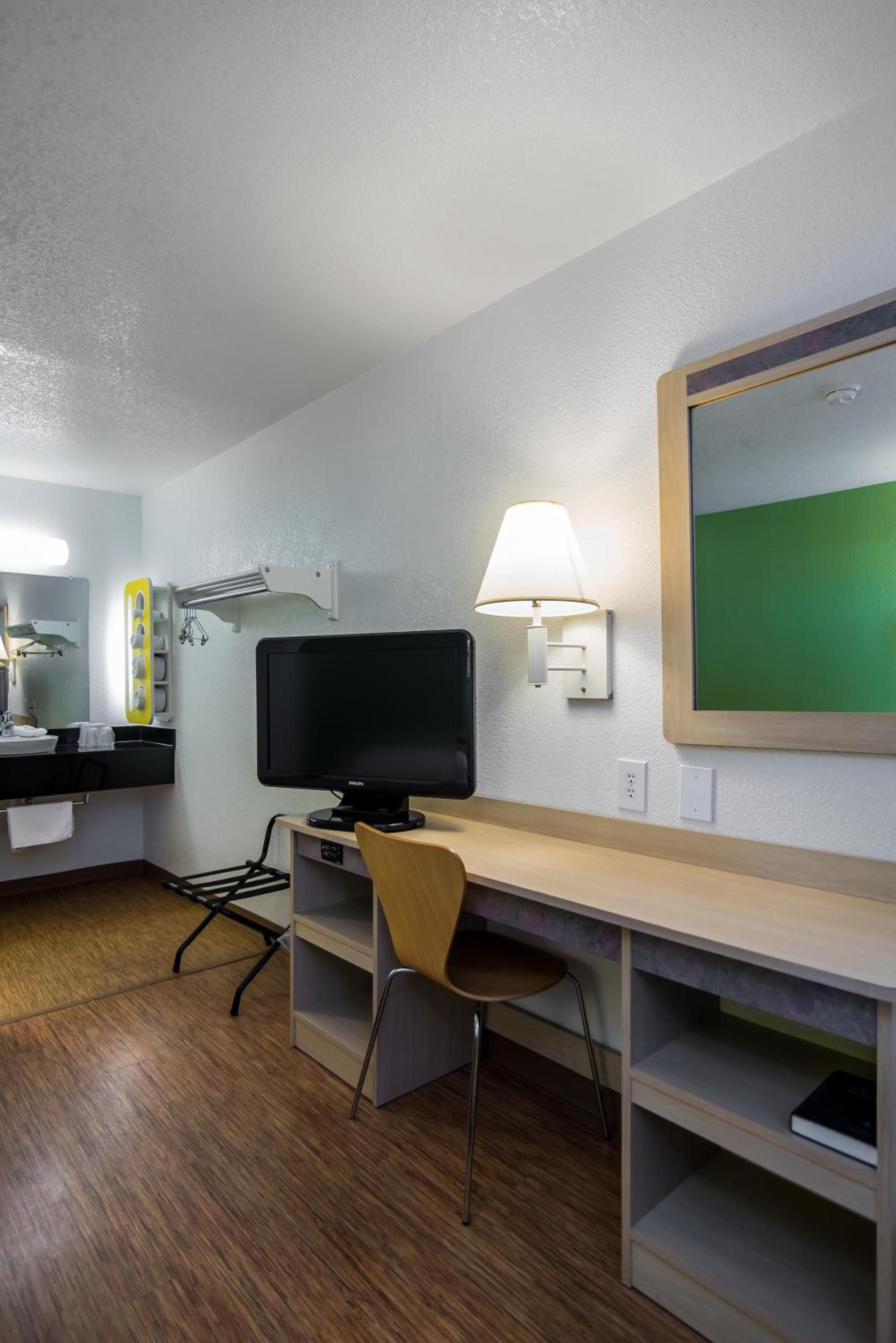 Motel 6-Bellmead, TX - Waco photo 29