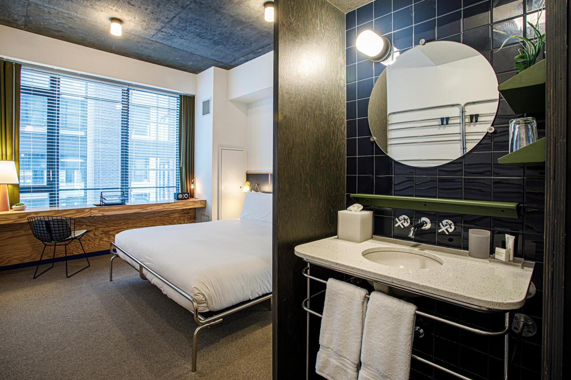 The Emily Hotel photo 3