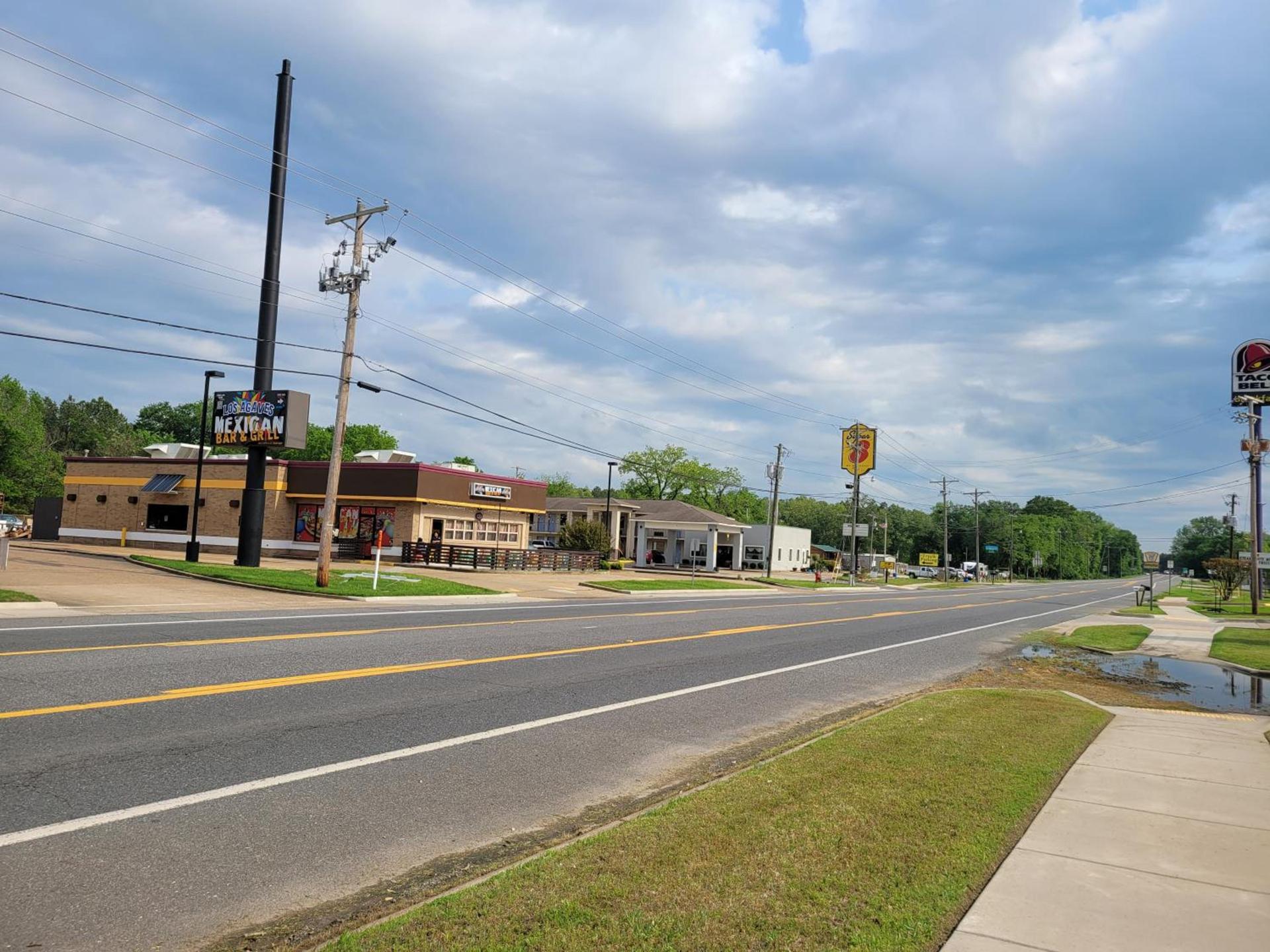 Super 8 by Wyndham Arkadelphia Caddo Valley Area photo 24