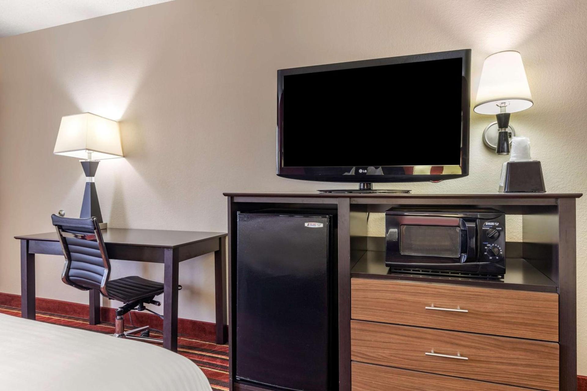Best Western Lindale Inn photo 16