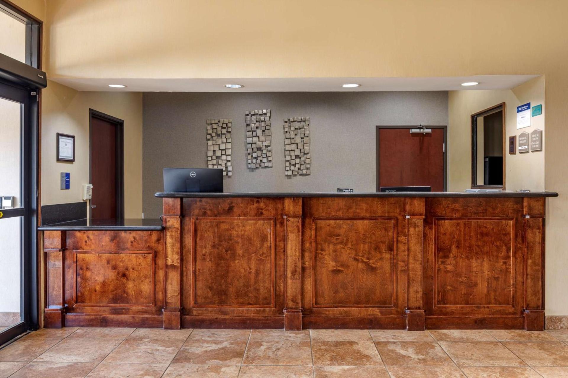 Best Western Mineola Inn photo 10