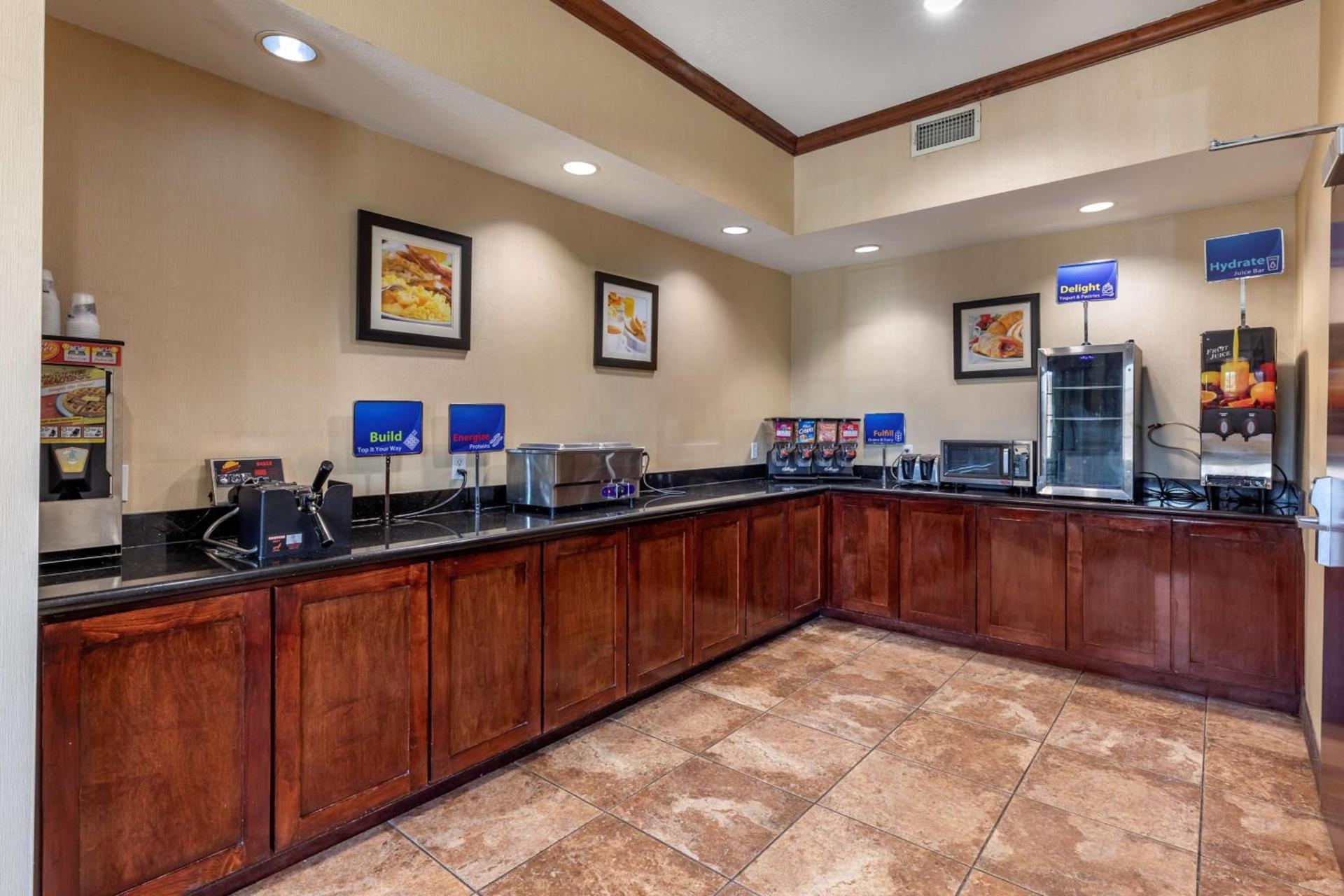 Best Western Mineola Inn photo 24