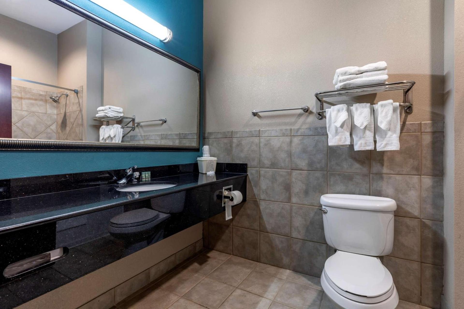Best Western Mineola Inn photo 17